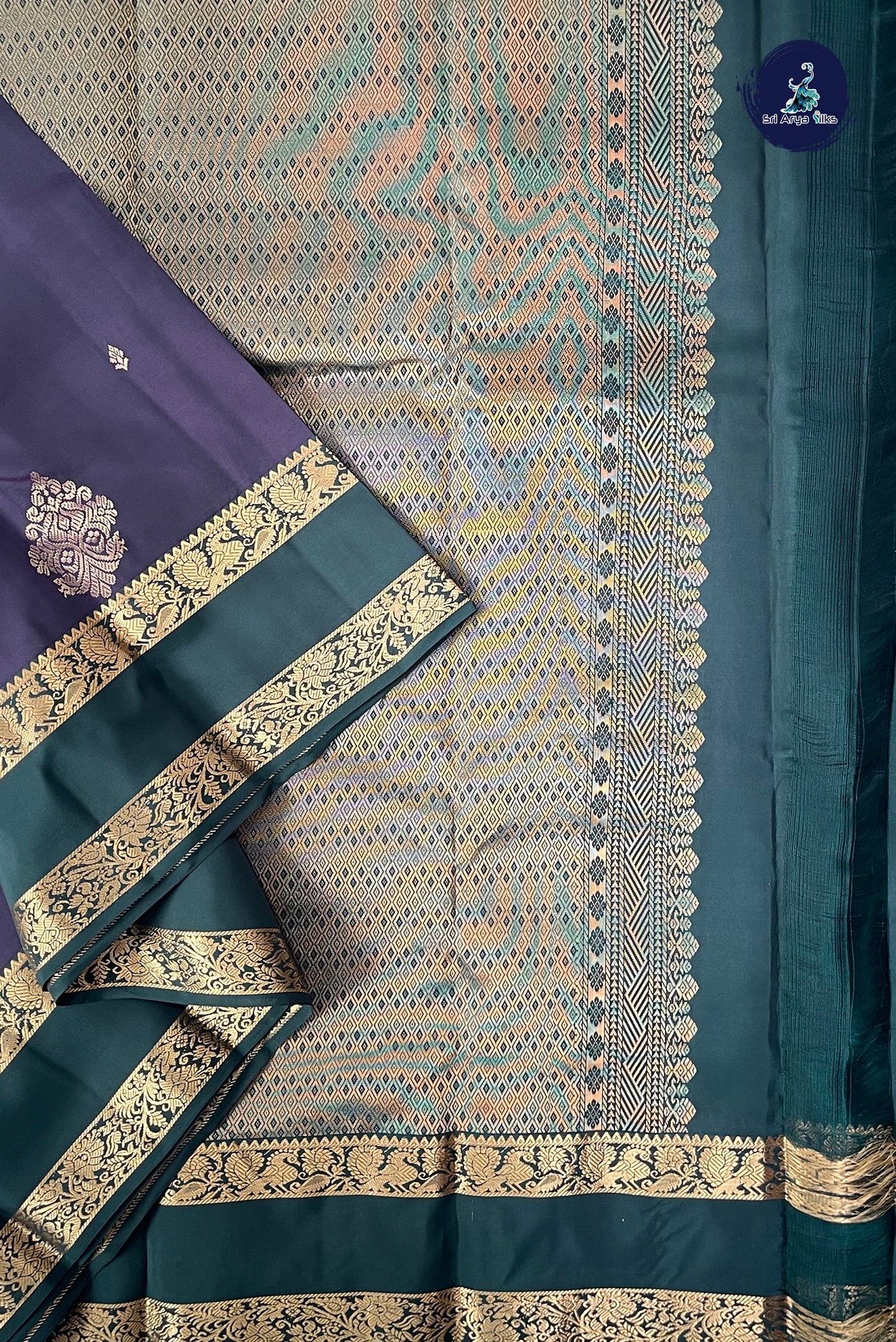 Dual Tone Green Half Pure Silk Saree With Zari Buttas Pattern