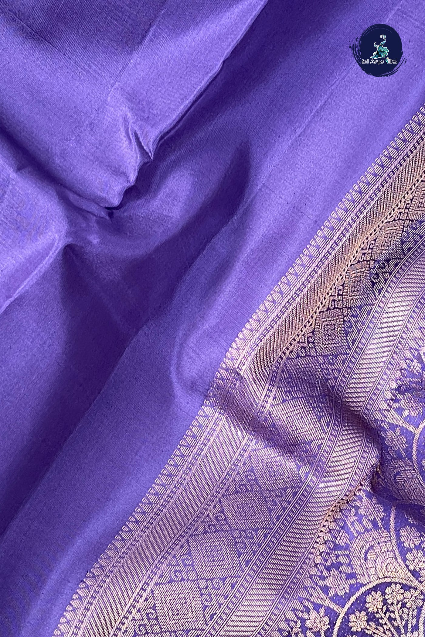 Jamun Half Pure Silk Saree With Plain Pattern