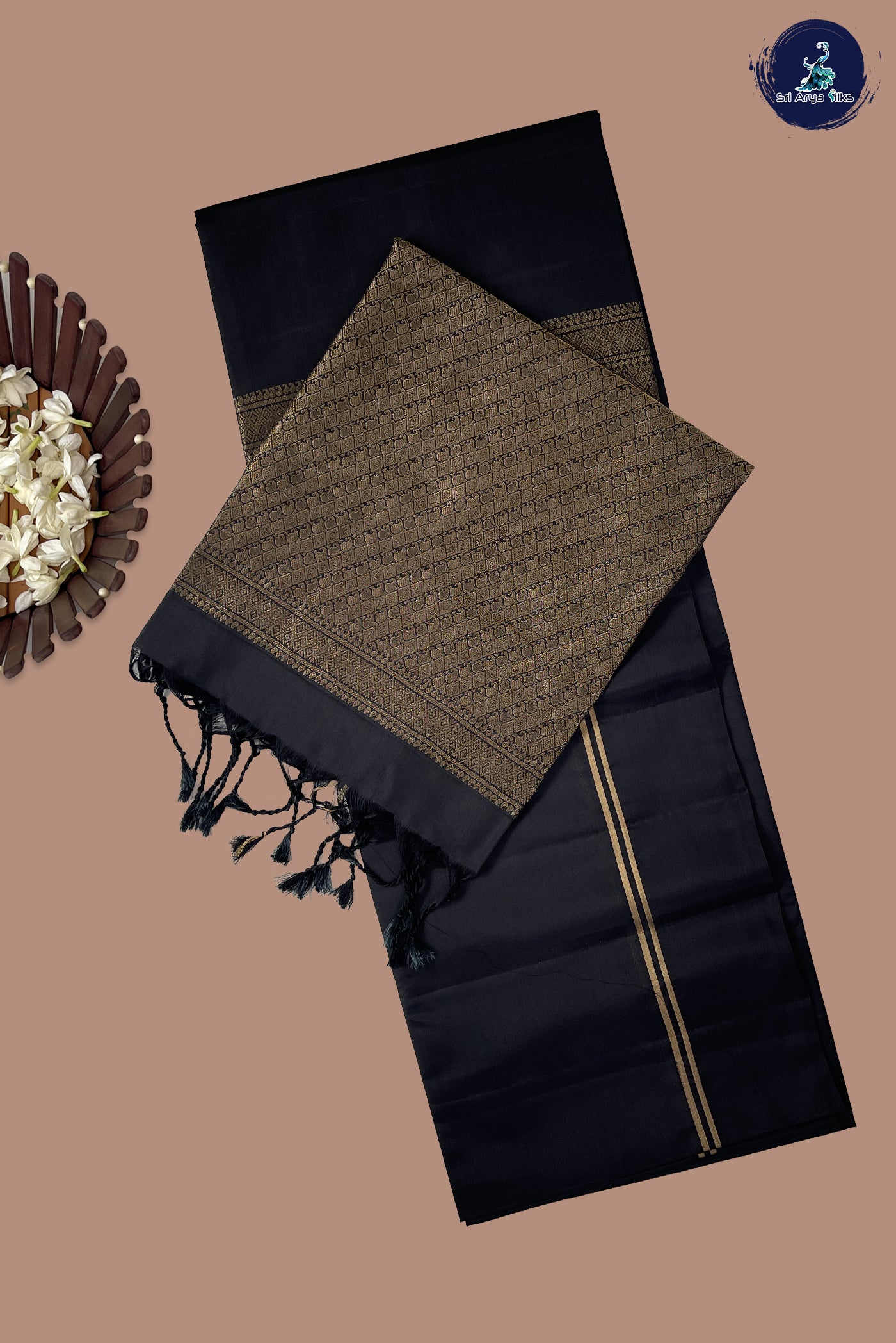 Black Half Pure Silk Saree With Plain Pattern