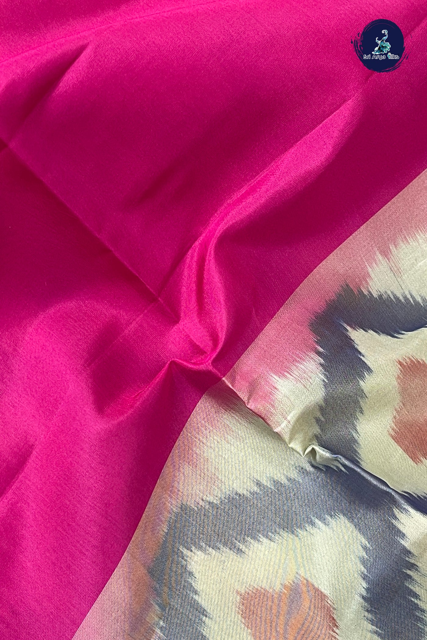 Pink Half Pure Silk Saree With Plain Pattern