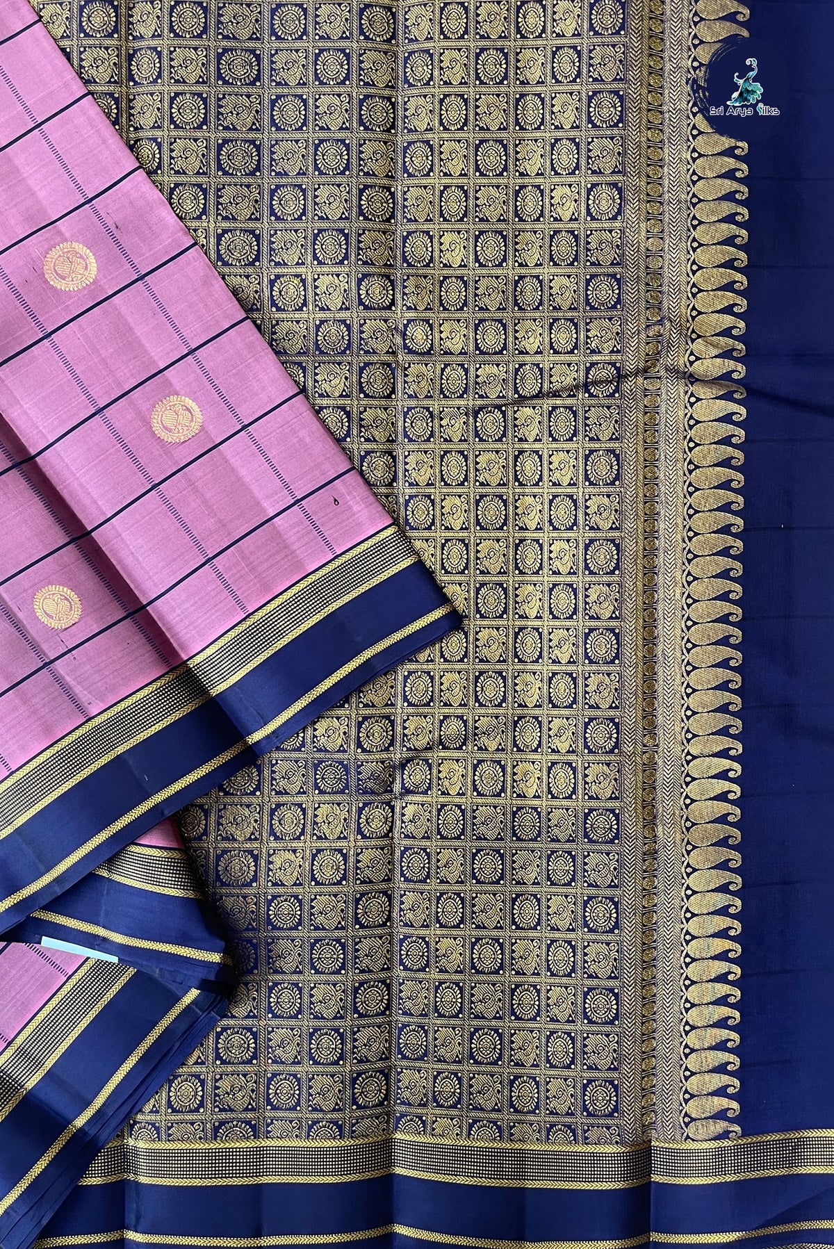 Mauve Traditional Silk Saree With Checked Pattern