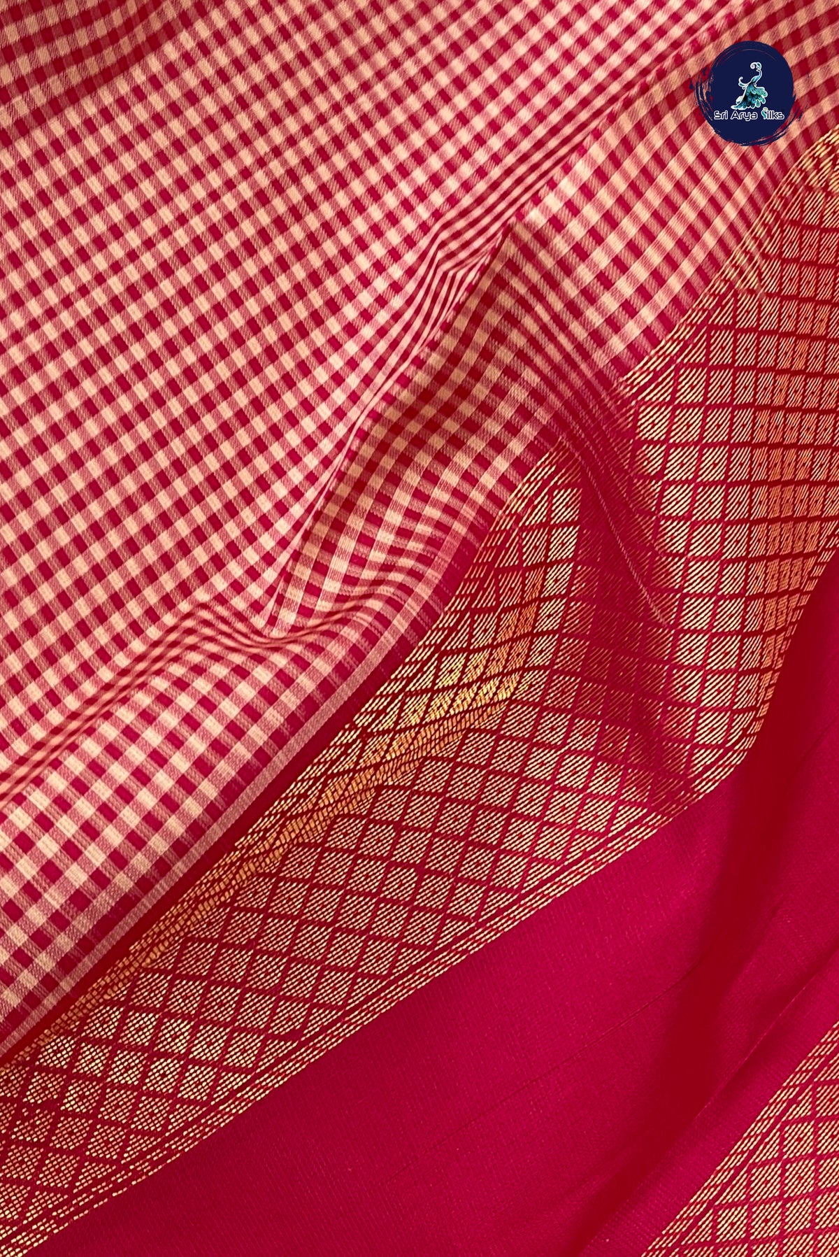 Pink Light Weight Silk Saree With Checked Pattern