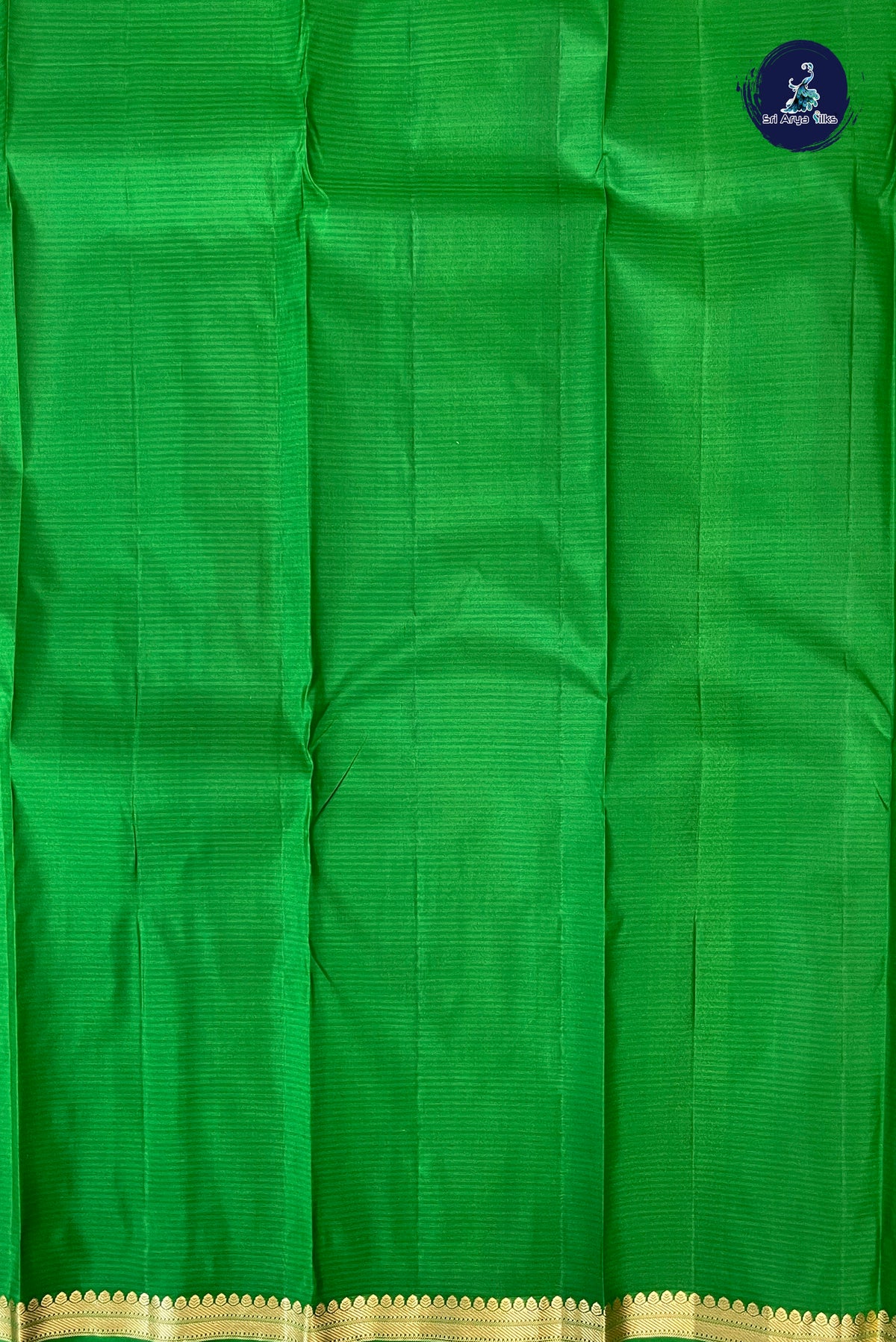 Green Light Weight Silk Saree With Checked Pattern