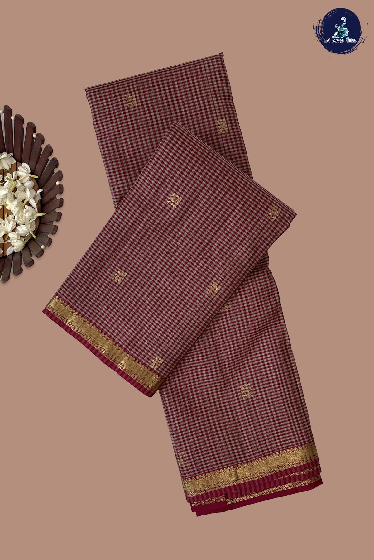 Reddish Pink Light Weight Silk Saree With Checked Pattern