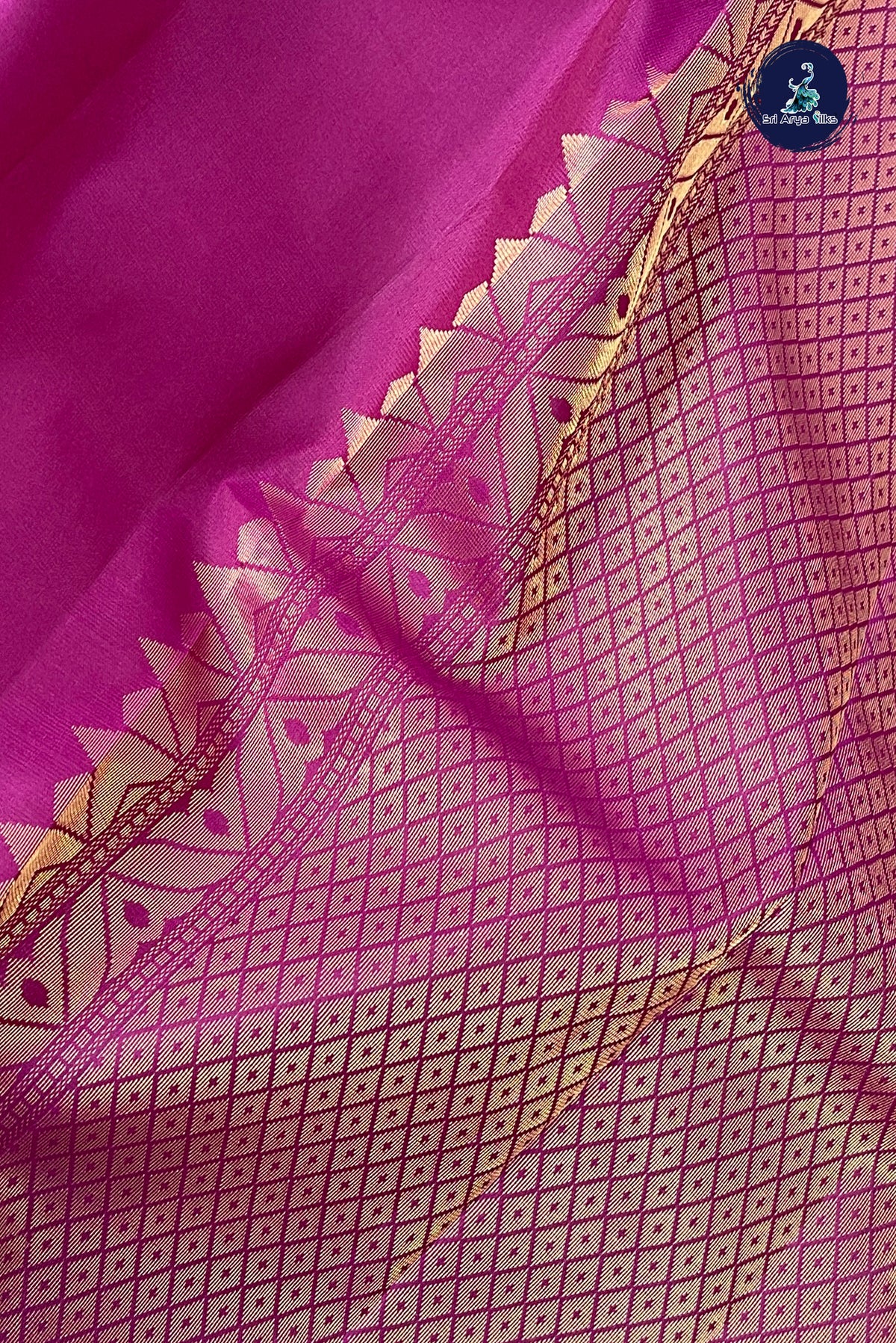 Magenta Purple Thalampoo / Temple Border Silk Saree With Plain Pattern