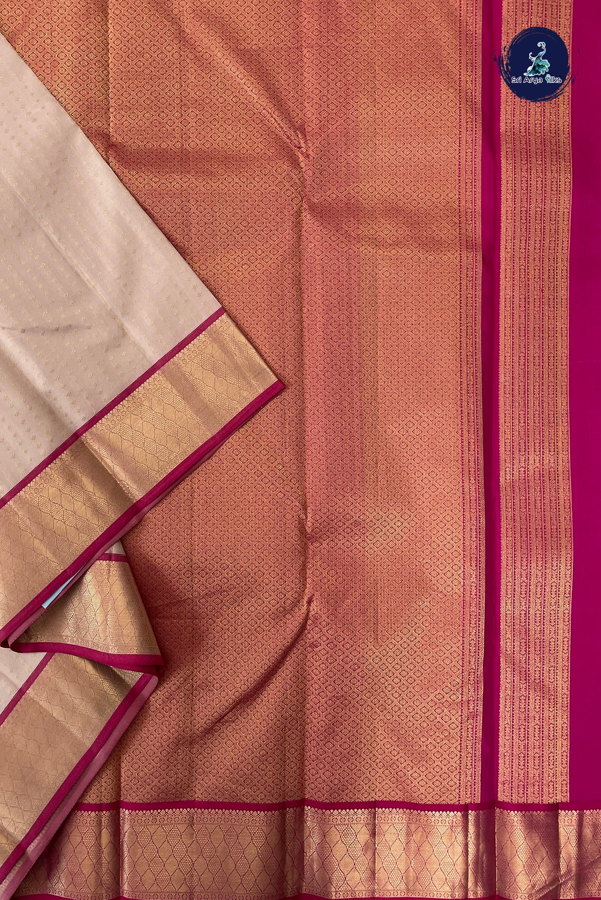 Ivory Bridal Silk Saree With 1000 Butta Pattern