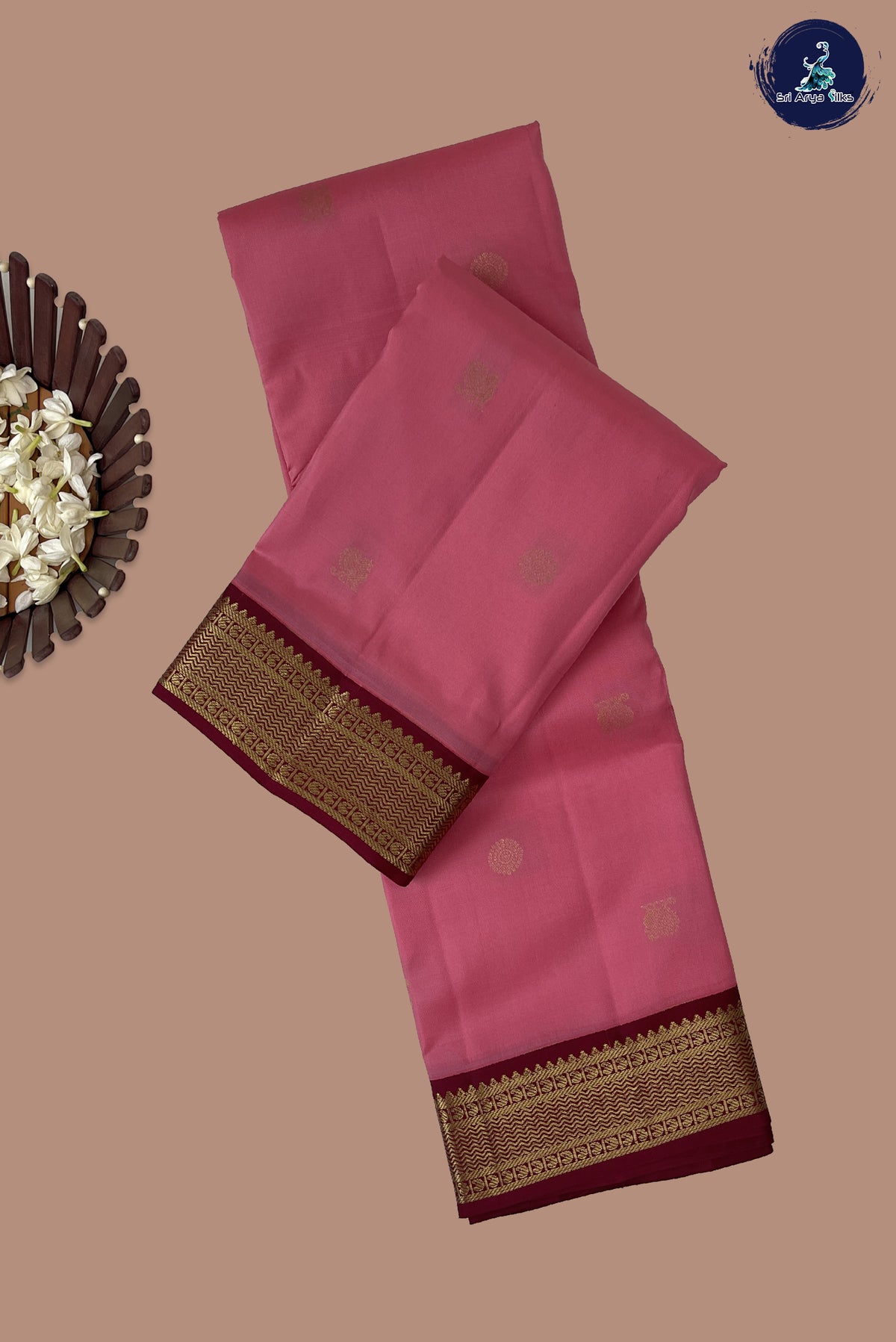 Light Pink Mayil Chakram Butta Silk Saree With Mayil Chakram Butta Pattern