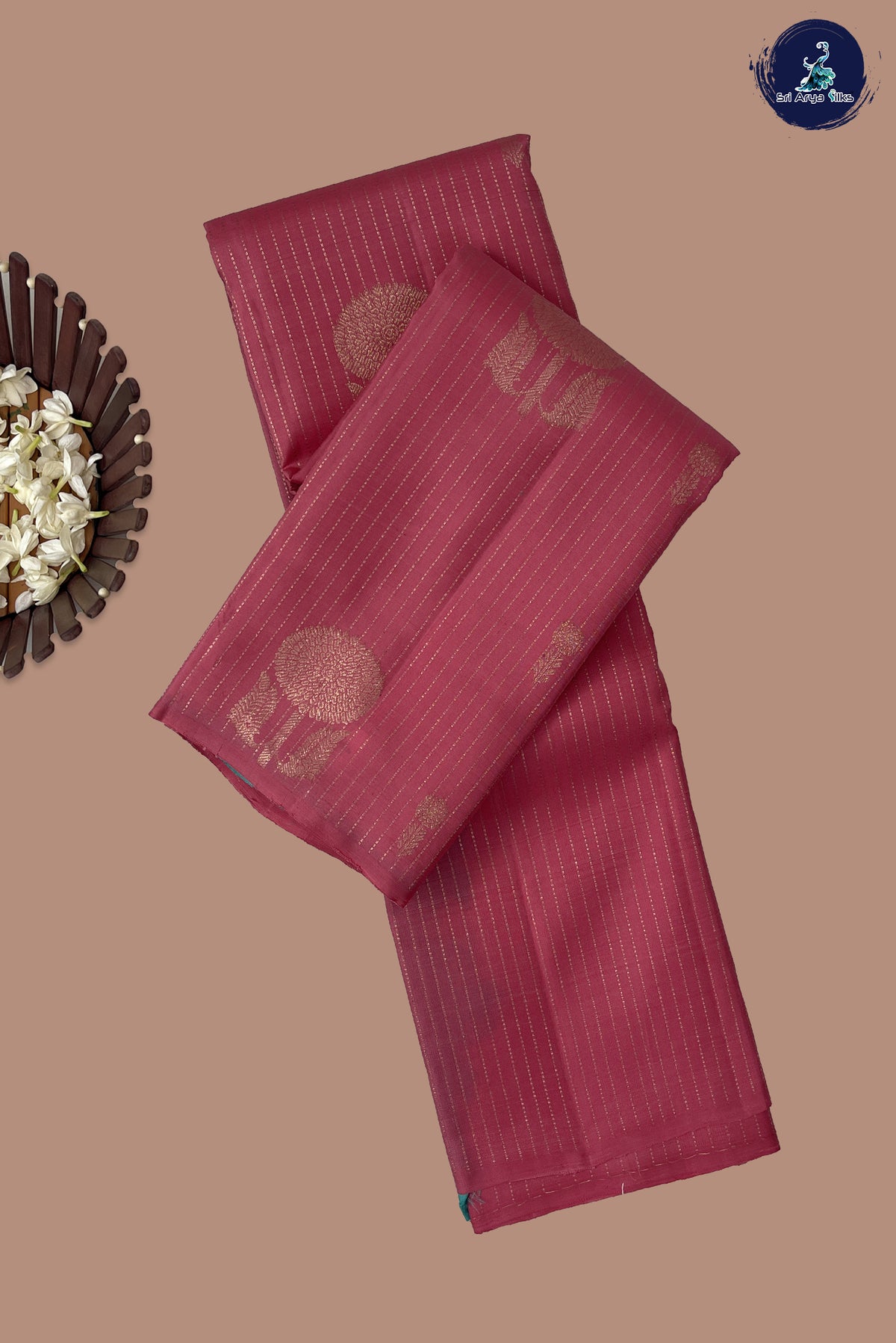 Pink Borderless Silk Saree With Stripes Pattern