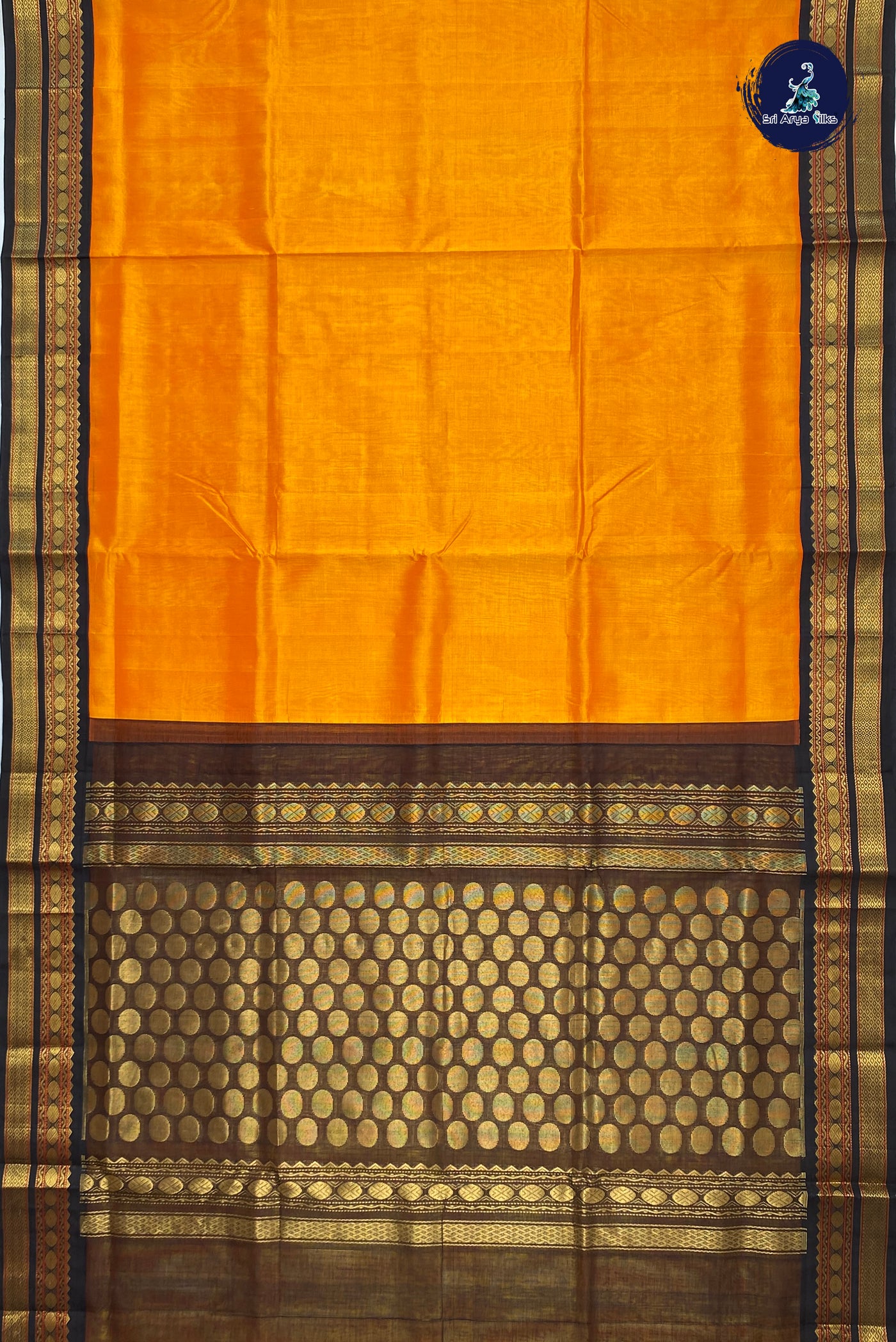 Yellowish Orange Silk Cotton Saree With Plain Pattern