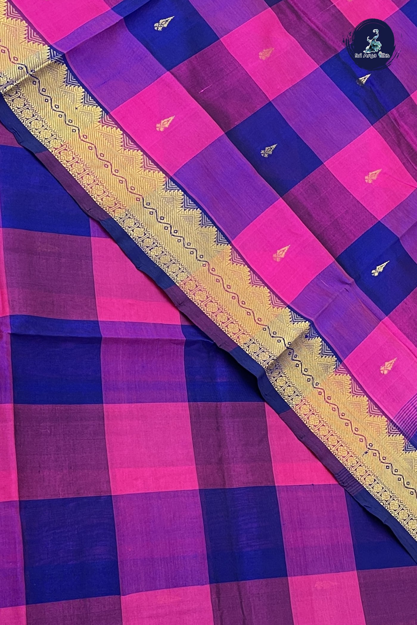 Multi Colour Silk Cotton Saree With Checked Pattern