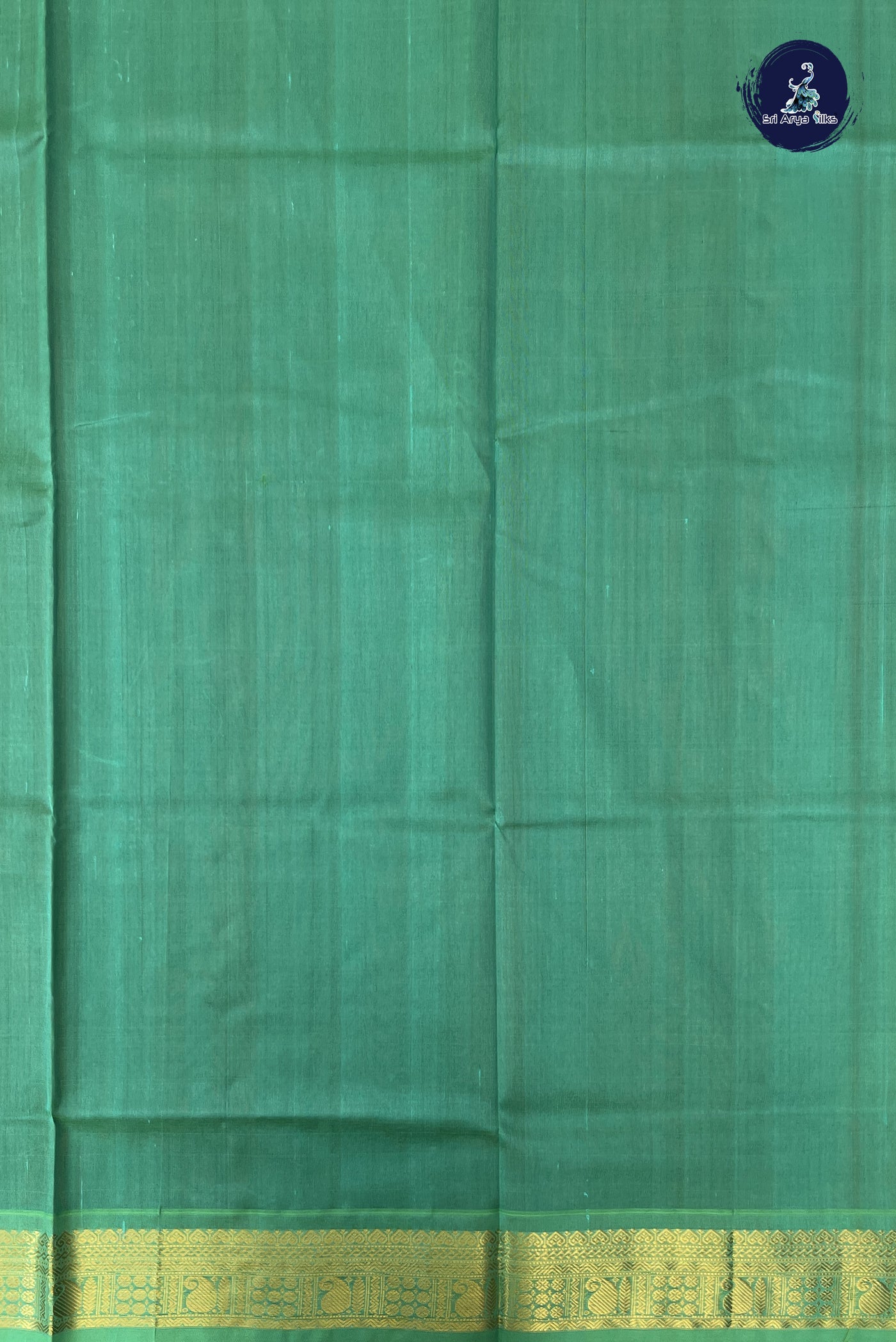 Dual Tone Maroon Simple Silk Cotton Saree With Plain Pattern