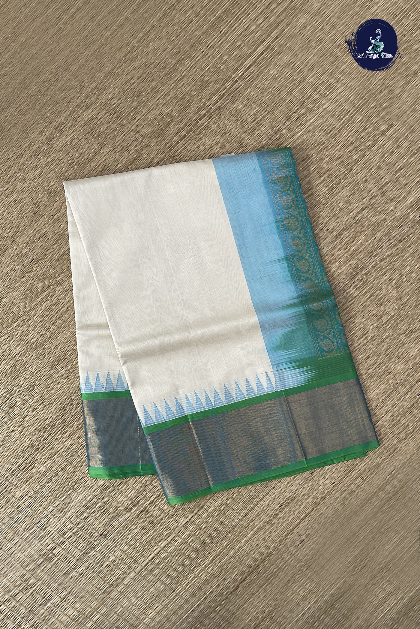 Off White Korvai Silk Cotton Saree With Plain Pattern