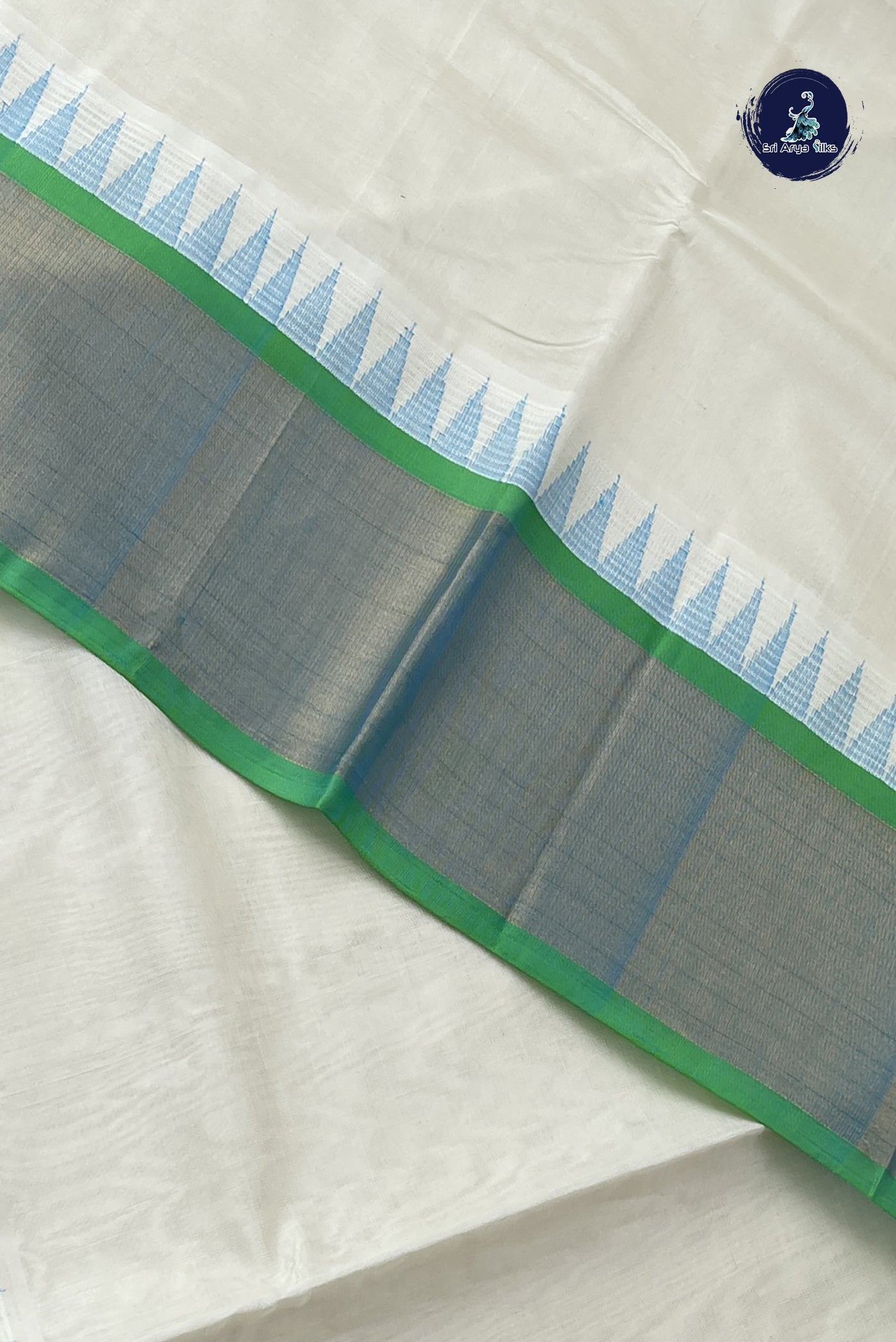 Off White Korvai Silk Cotton Saree With Plain Pattern