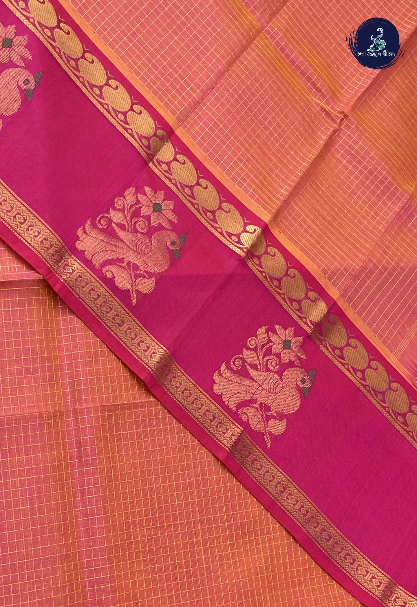 Dual Tone Pink Bridal Silk Cotton Saree With Zari Checked Pattern