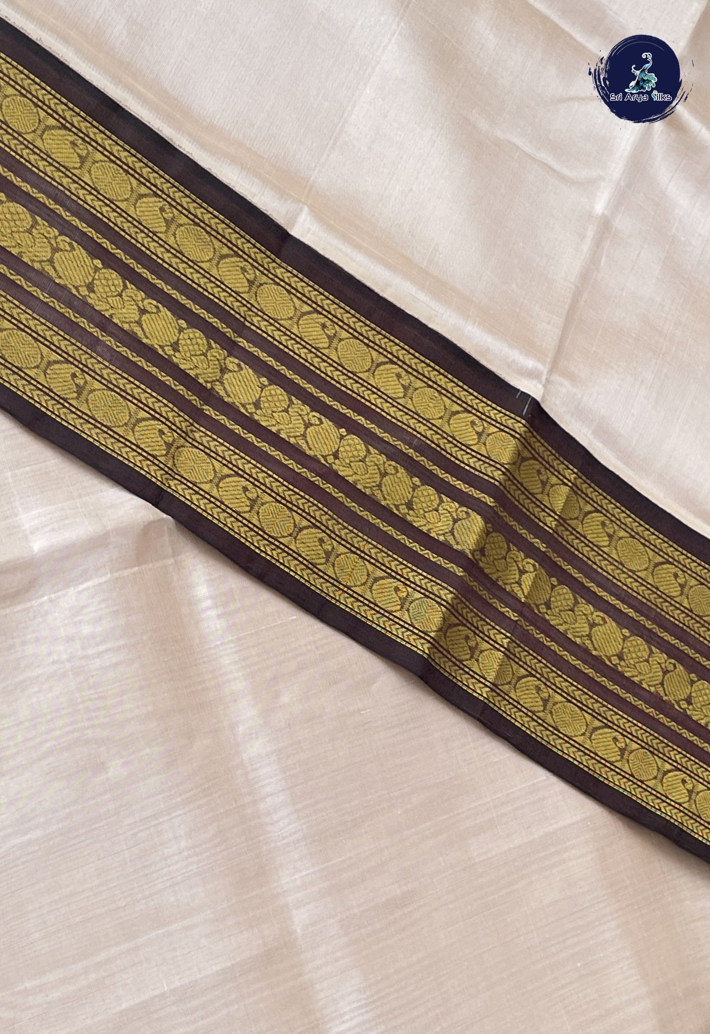 Beige Korvai Silk Cotton Saree With Plain Pattern