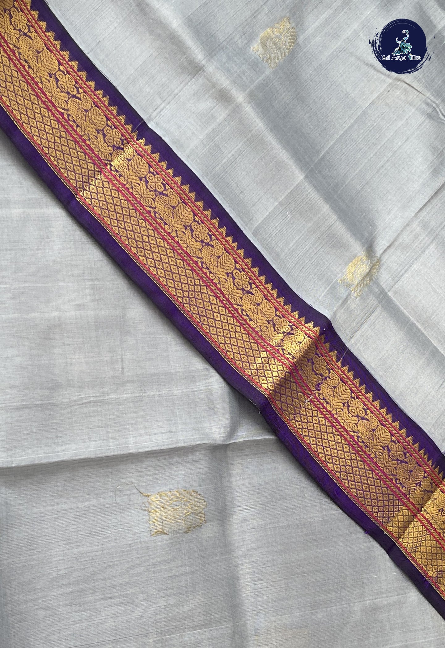Grey Korvai Silk Cotton Saree With Zari Buttas Pattern