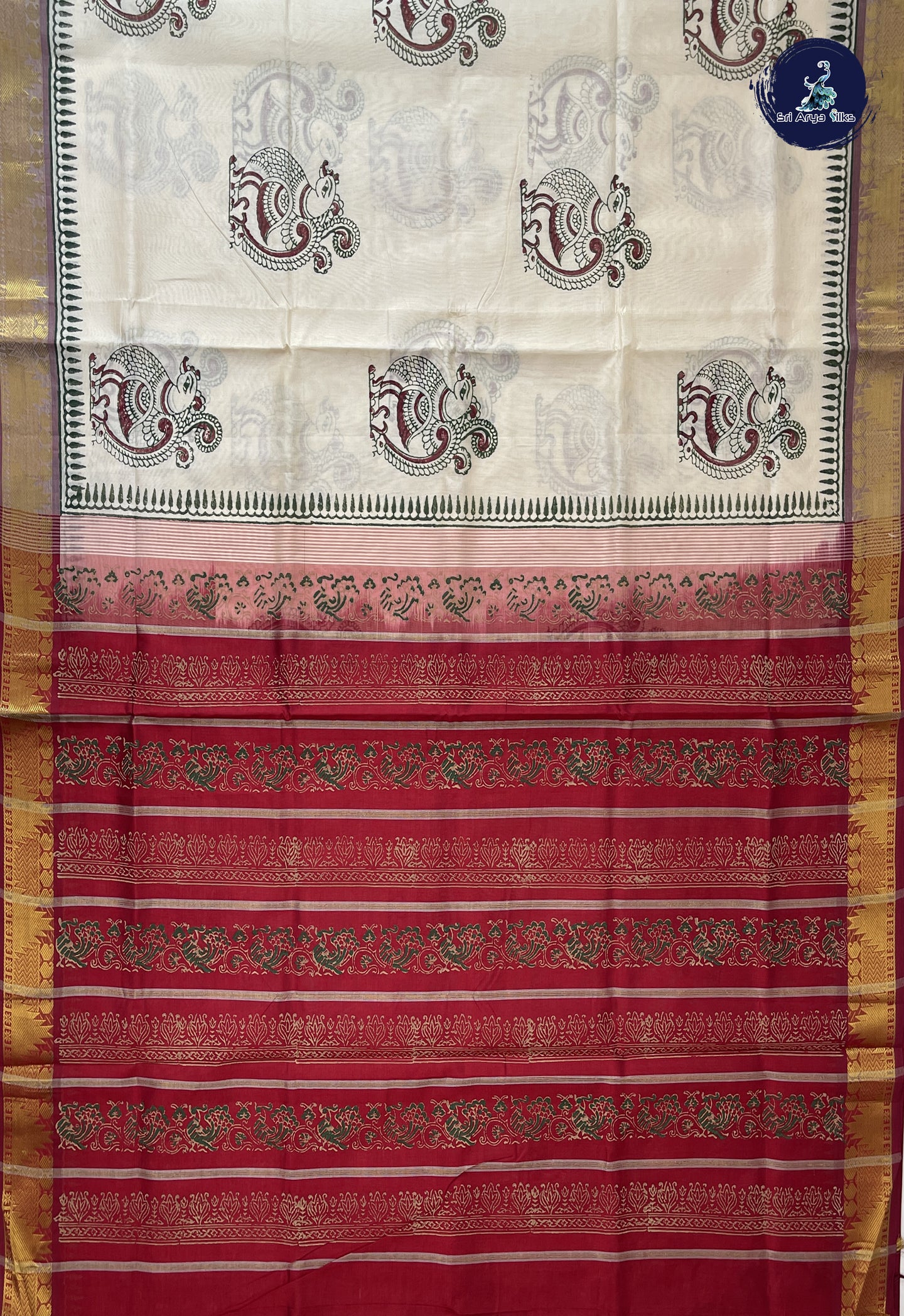 Off White Printed Saree With Printed Pattern