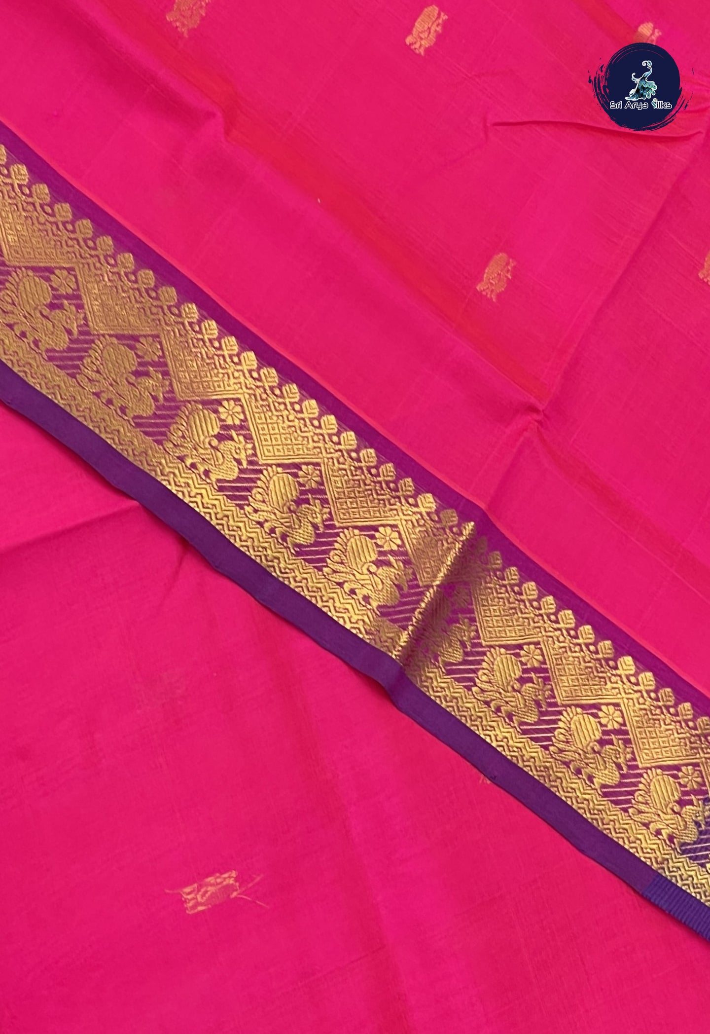Rani Pink Simple Silk Cotton Saree With Zari Buttas Pattern