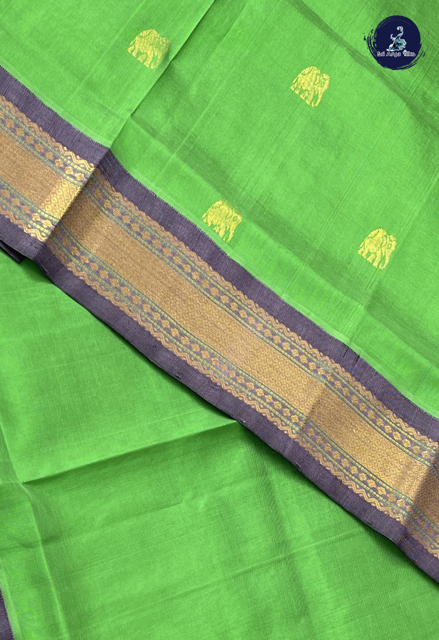 Parrot Green Korvai Silk Cotton Saree With Zari Buttas Pattern