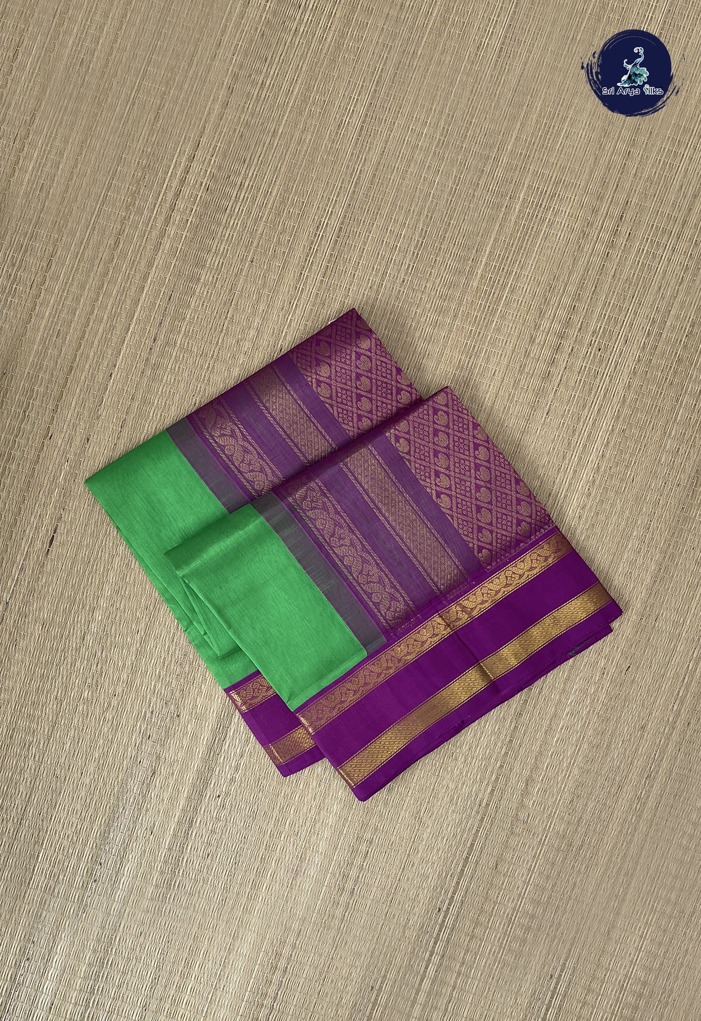 Parrot Green Korvai Silk Cotton Saree With Plain Pattern