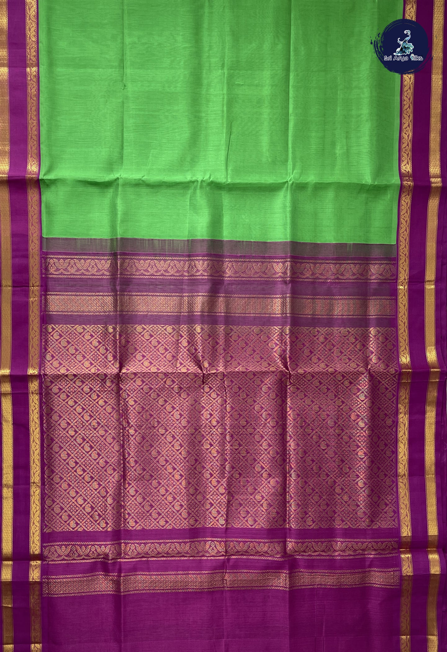 Parrot Green Korvai Silk Cotton Saree With Plain Pattern