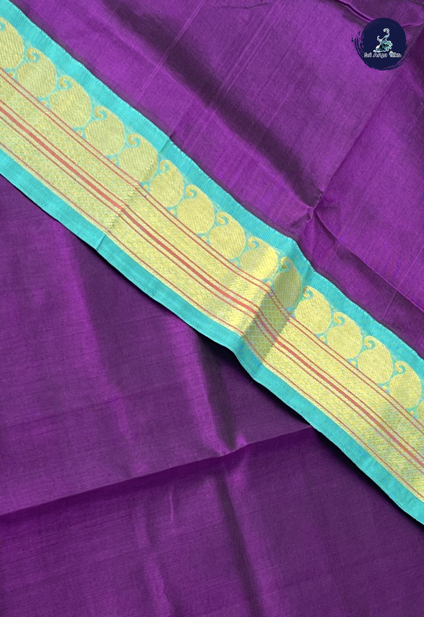 Dark Brinjal Korvai Silk Cotton Saree With Plain Pattern
