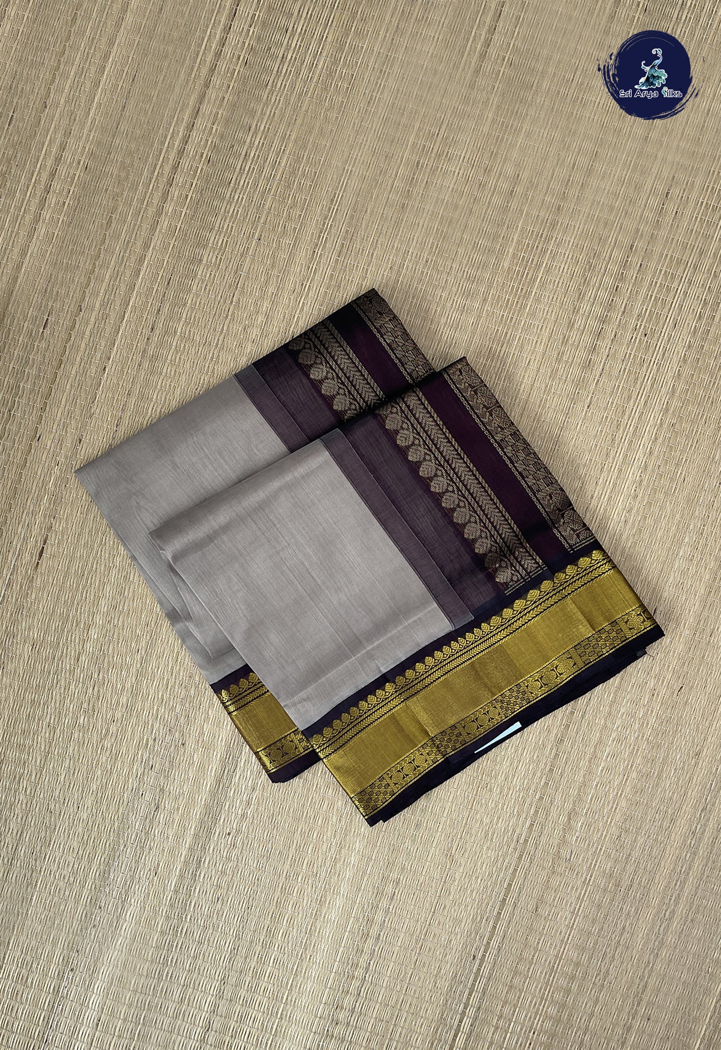 Grey Korvai Silk Cotton Saree With Plain Pattern