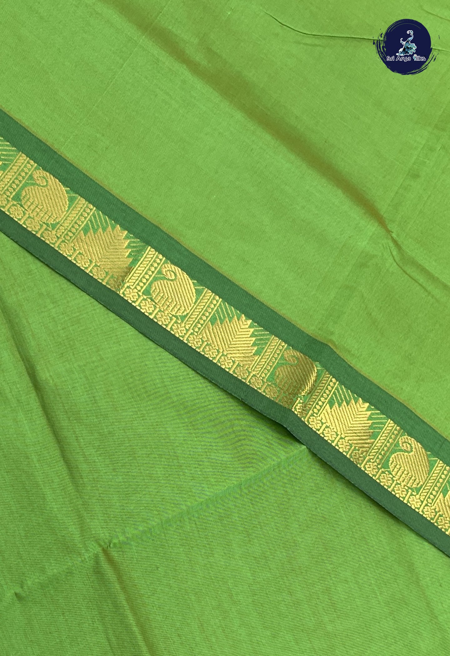 Dual Tone Green Kanchi Semi Silk Cotton Saree With Checked Pattern
