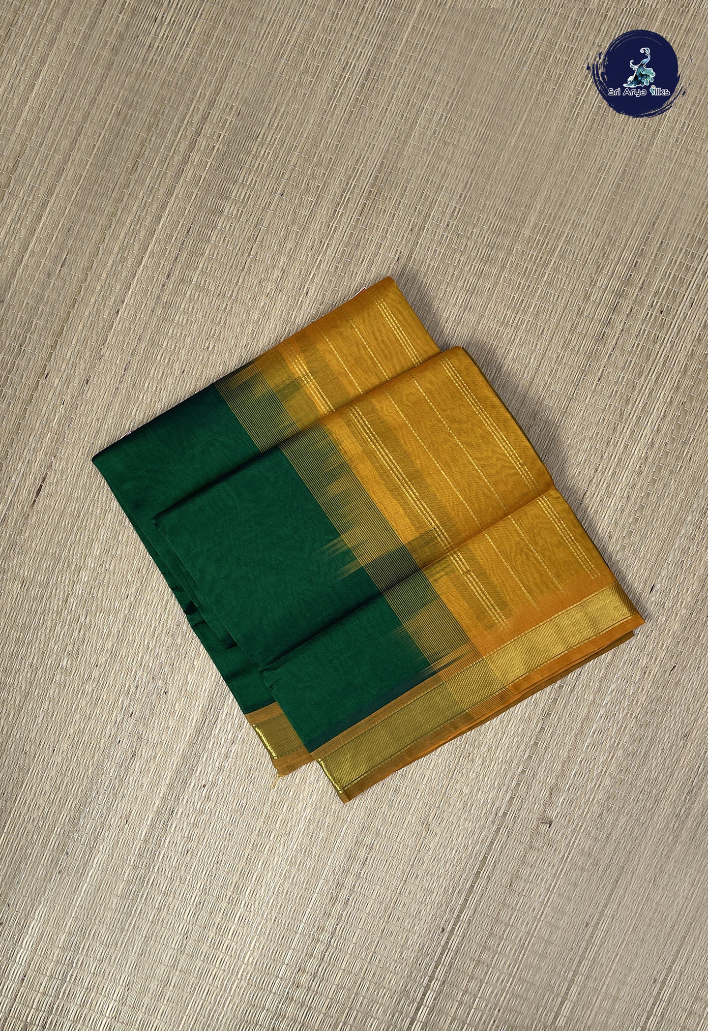 Bottle Green Simple Silk Cotton Saree With Plain Pattern