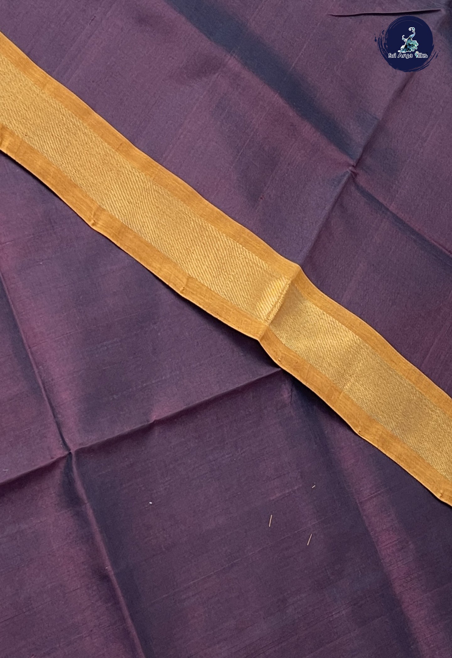 Brown Simple Silk Cotton Saree With Plain Pattern