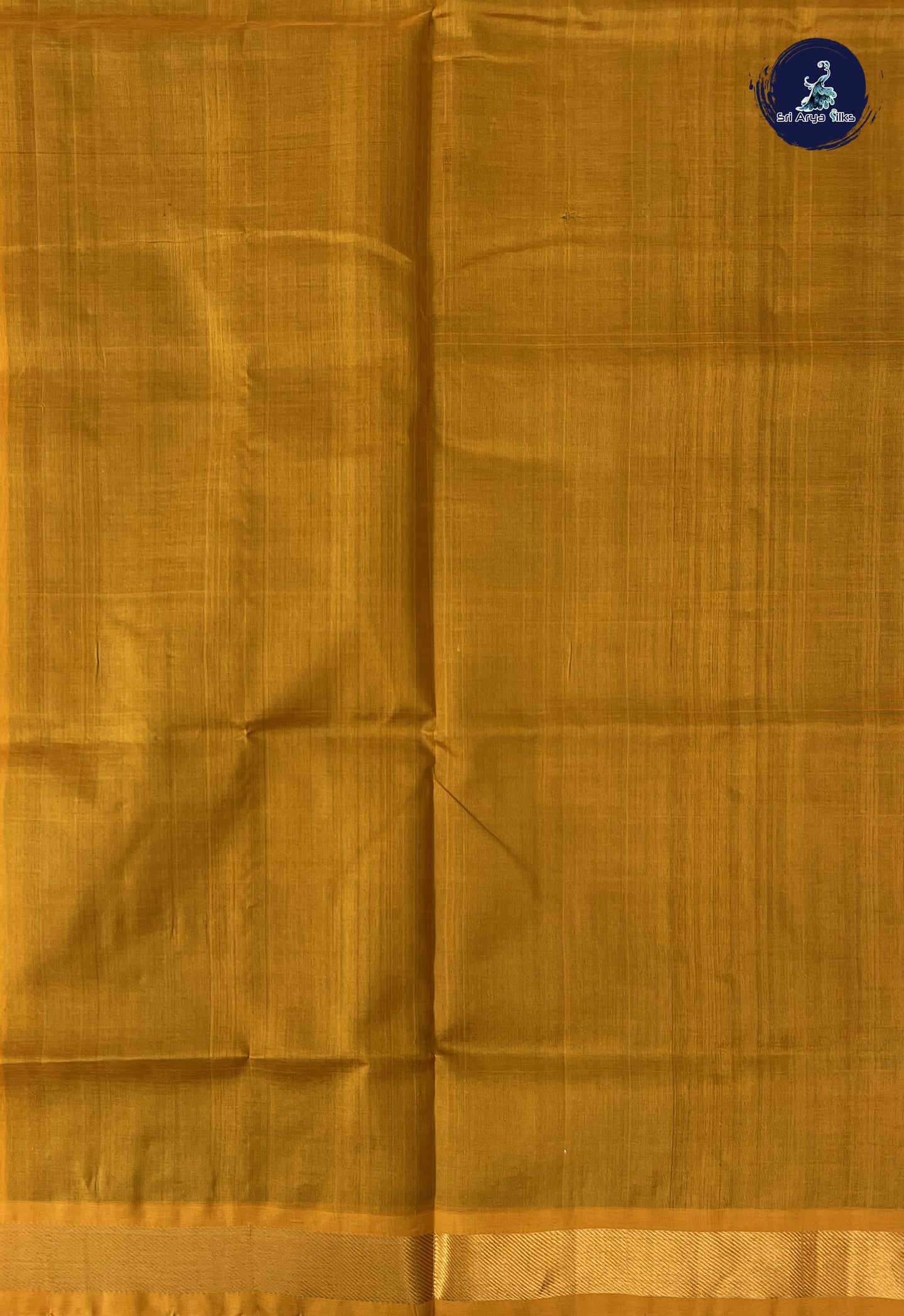 Brown Simple Silk Cotton Saree With Plain Pattern