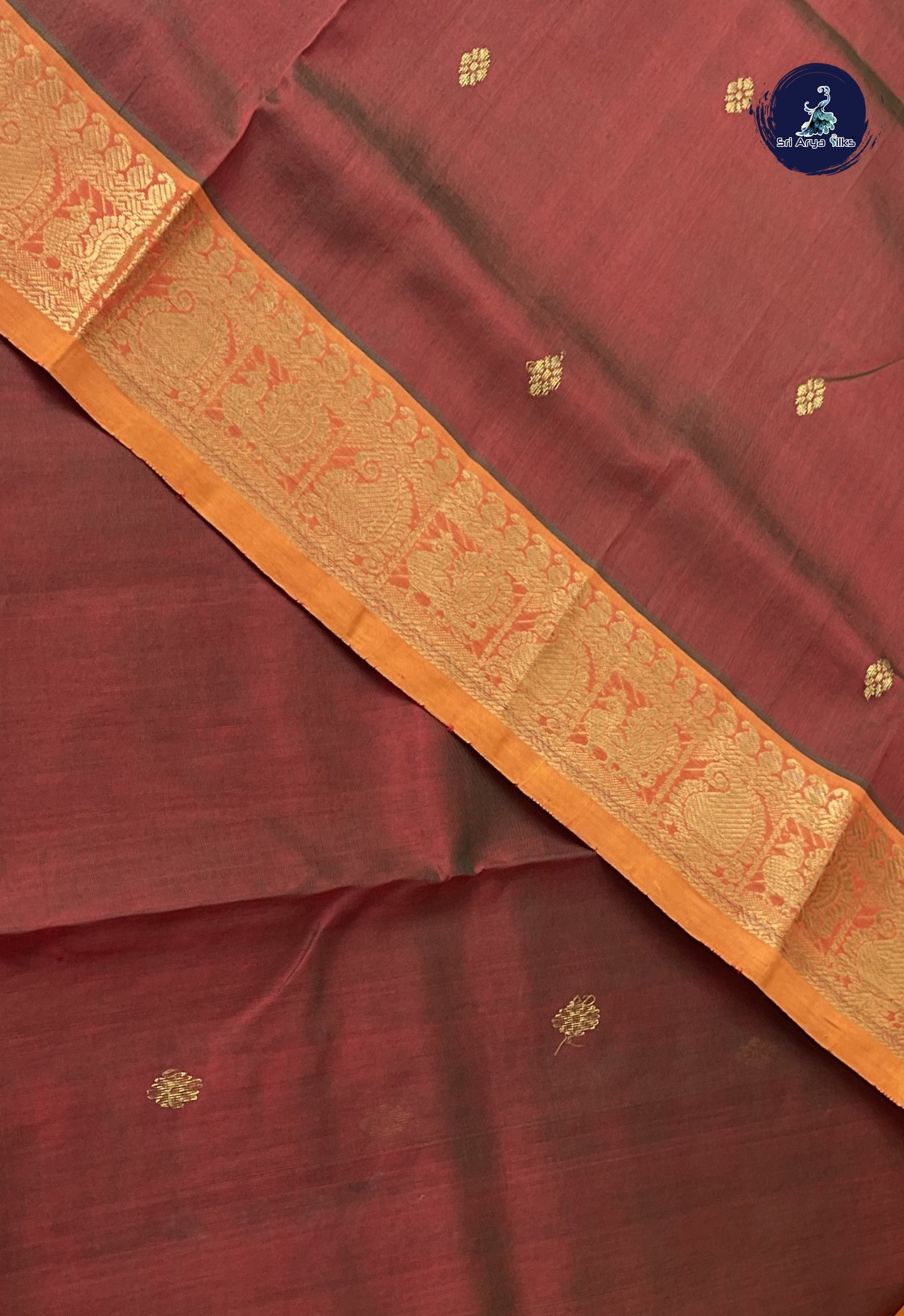 Dual Tone Maroon Simple Silk Cotton Saree With Zari Buttas Pattern