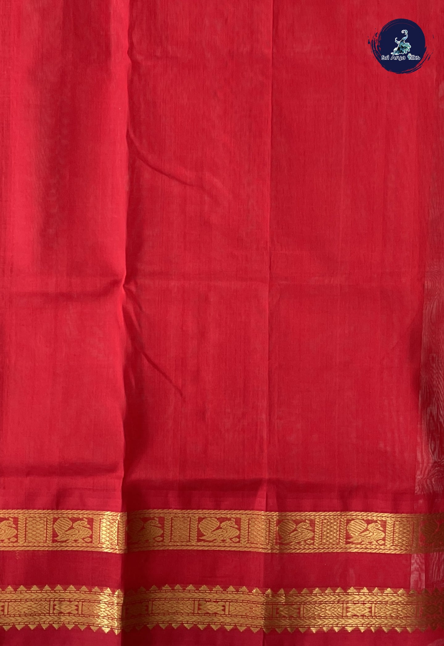 Dual Tone Maroon Checked Saree With Zari Checked Pattern
