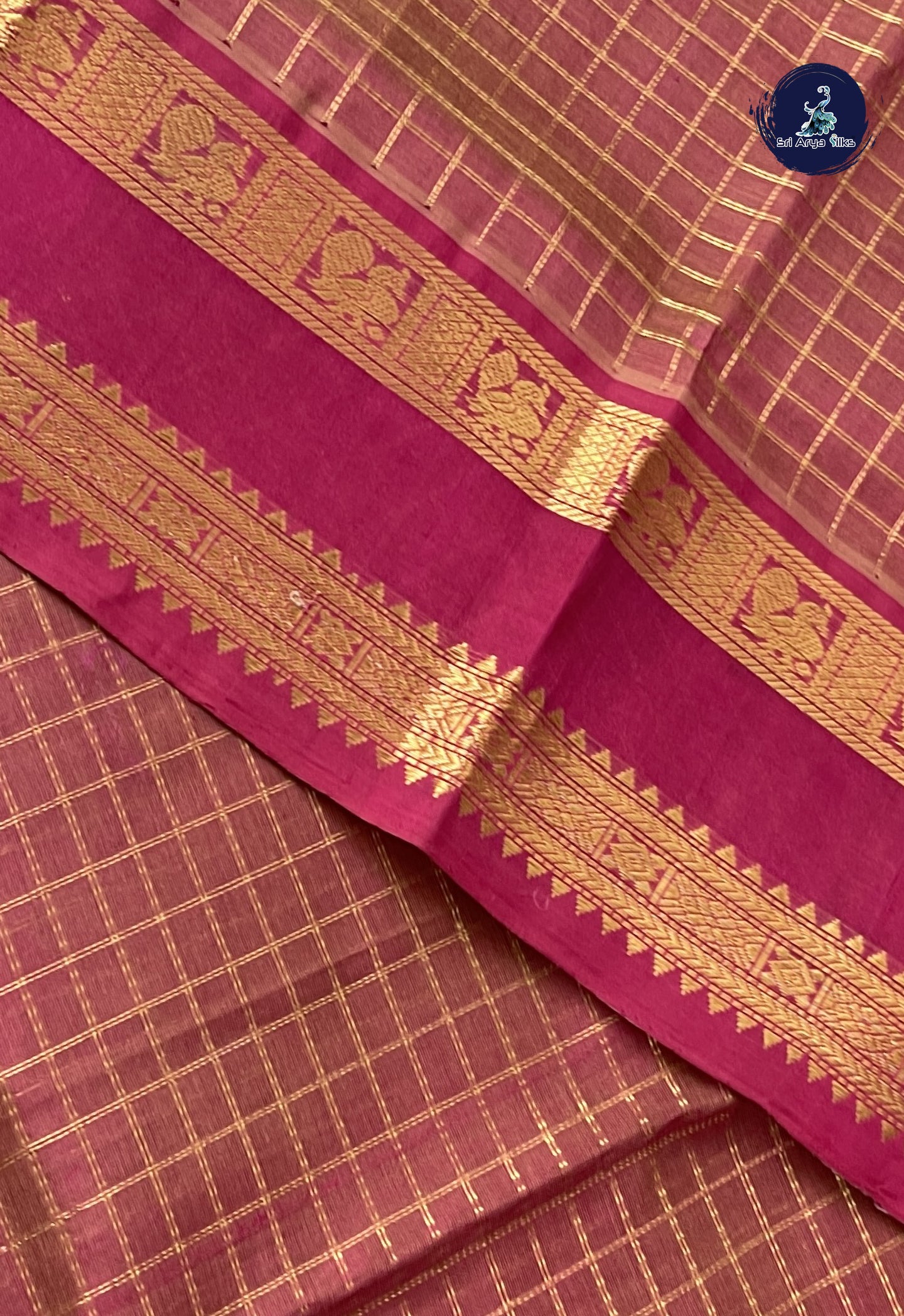 Pastel Shade Checked Saree With Zari Checked Pattern