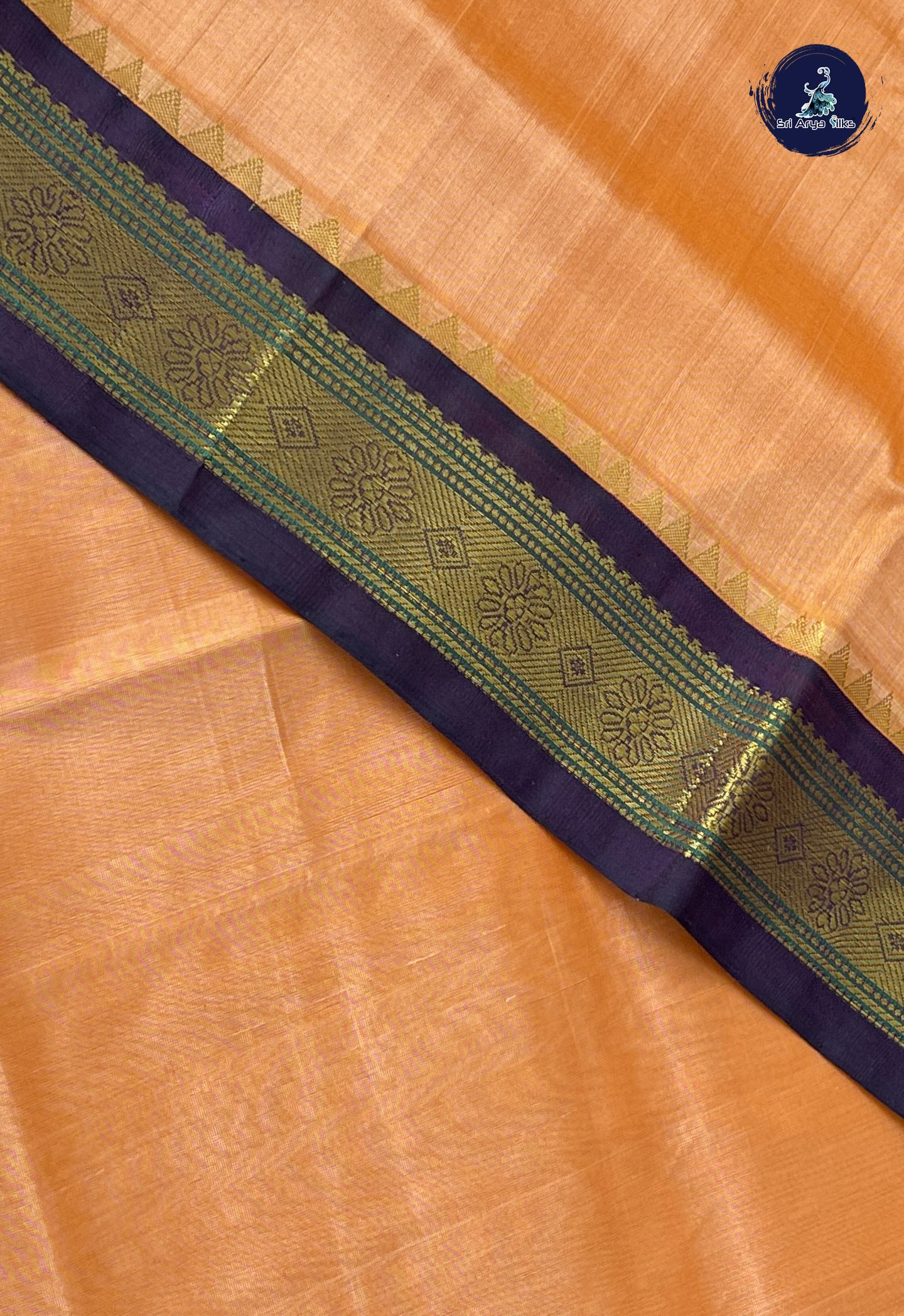 Orange Korvai Silk Cotton Saree With Plain Pattern