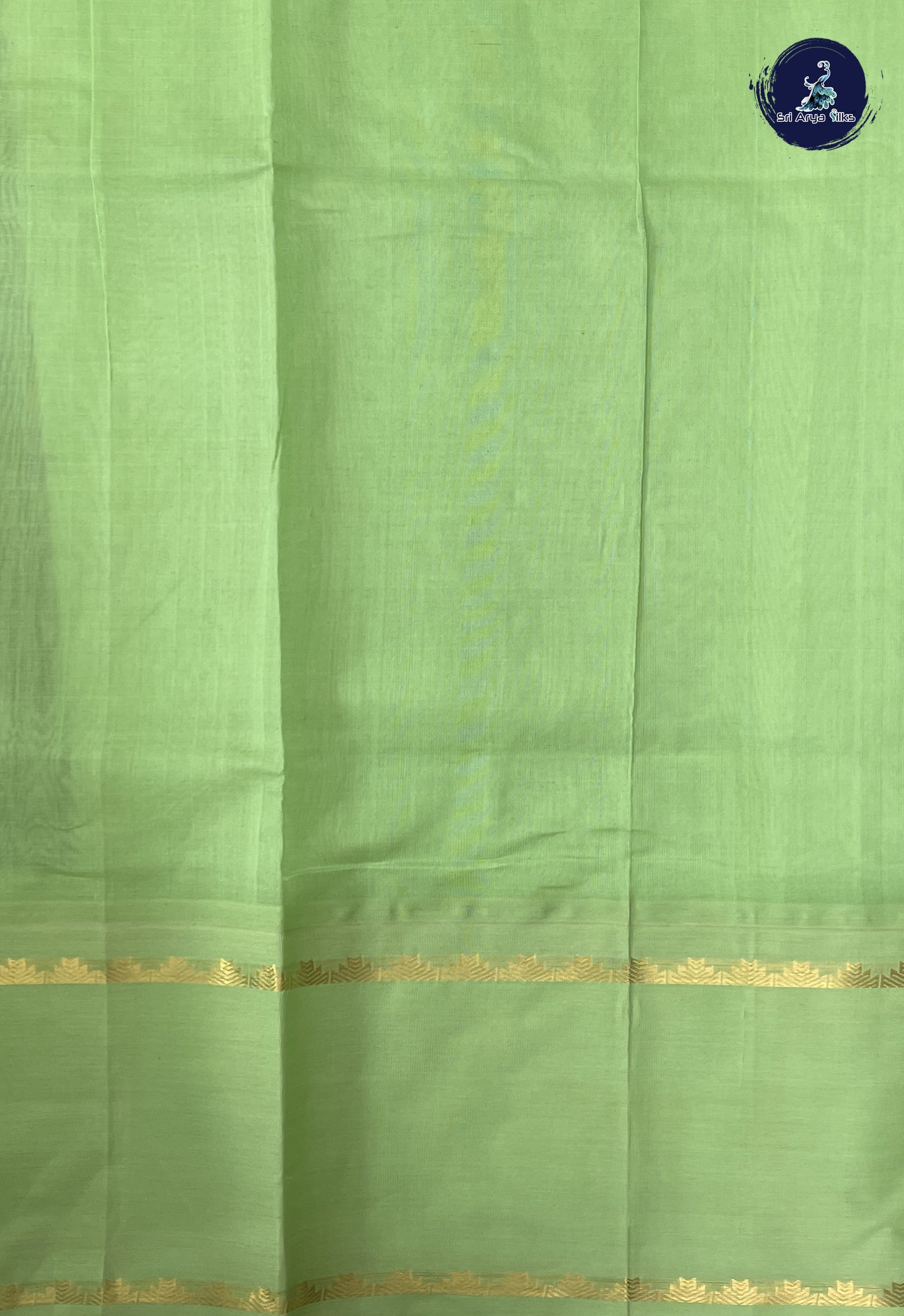 Bottle Green Checked Saree With Checked Pattern