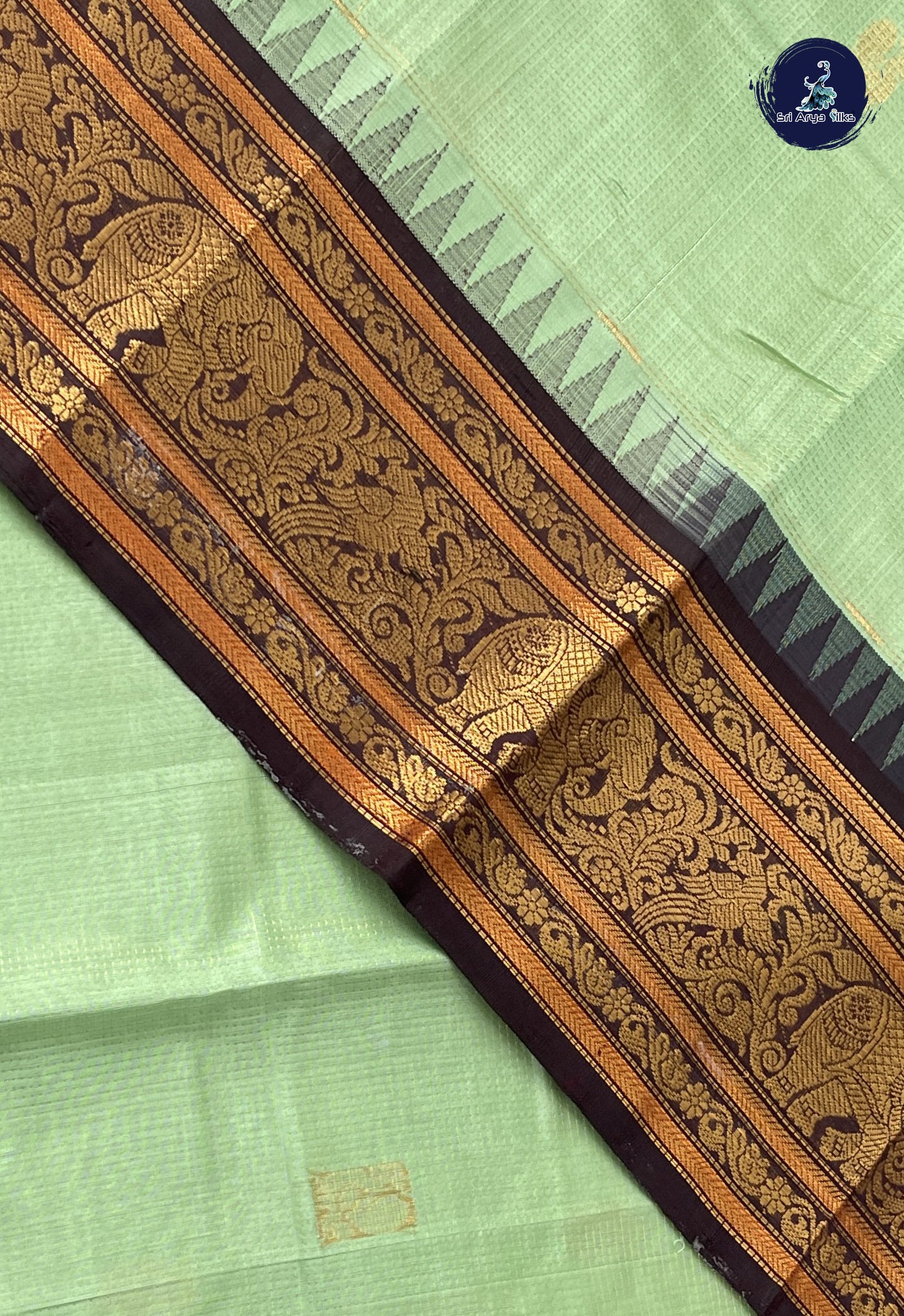 Pastel Green Vaira Oosi Silk Cotton Saree With Vaira Oosi Pattern