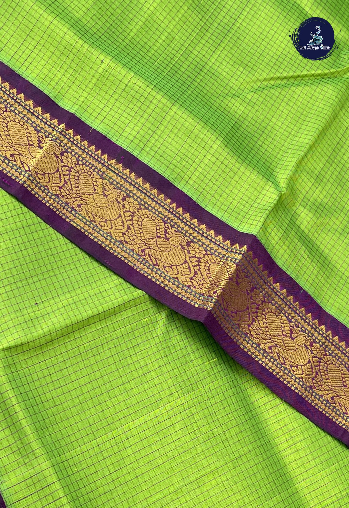 Parrot Green Checked Saree With Checked Pattern