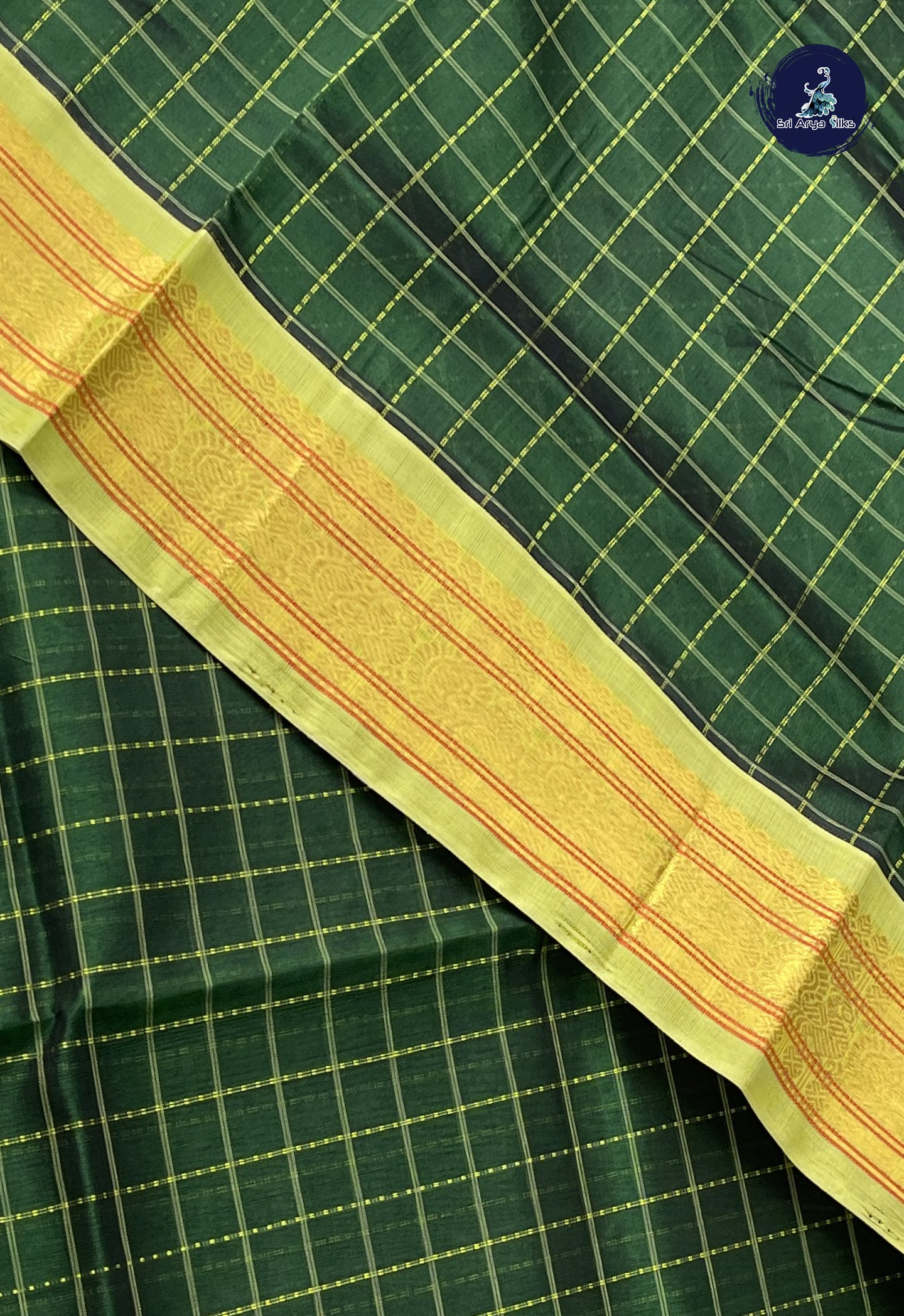 Bottle Green Checked Saree With Checked Pattern