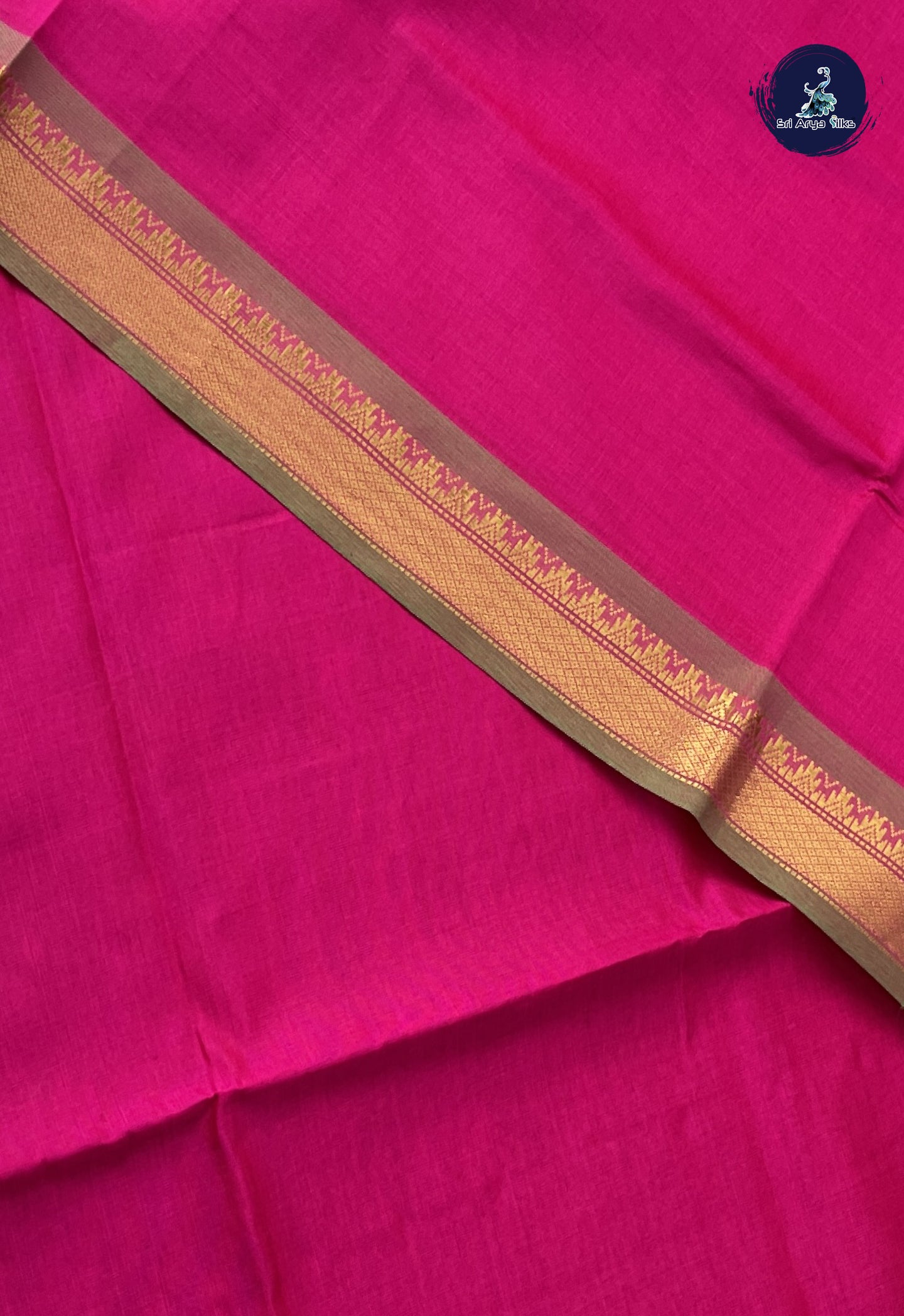 Pink Kanchi Semi Silk Cotton Saree With Plain Pattern