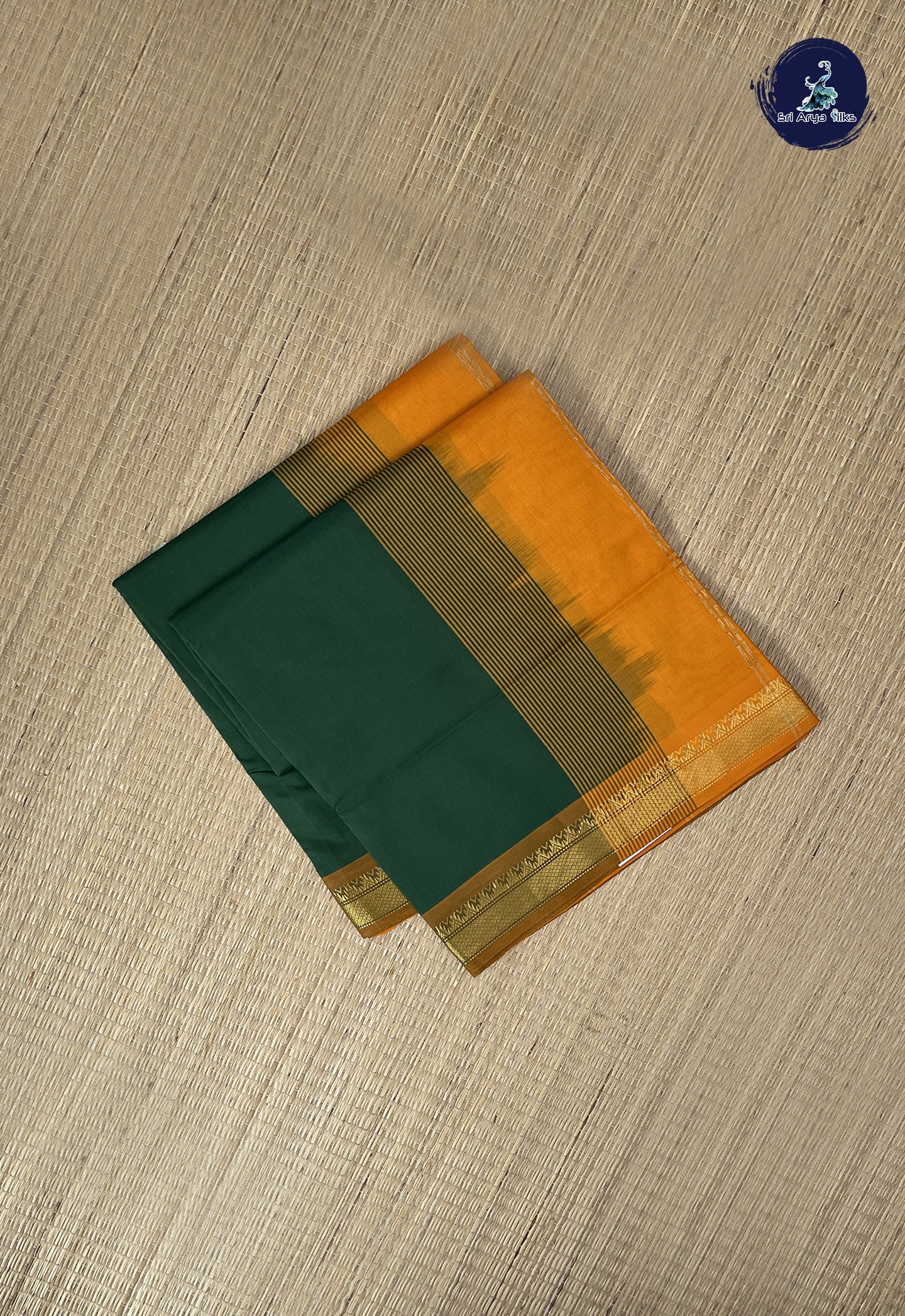 Dark Green Kanchi Semi Silk Cotton Saree With Plain Pattern