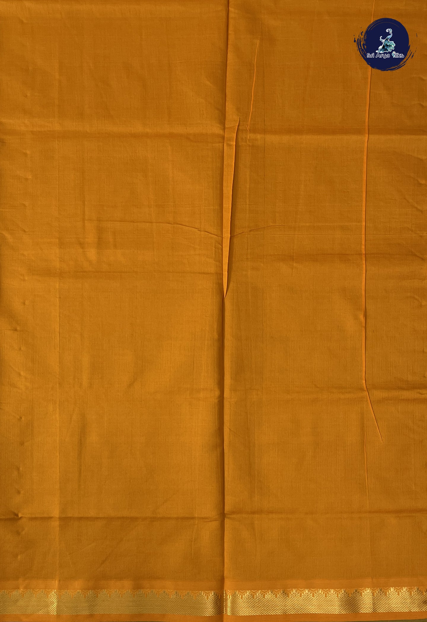 Green Kanchi Semi Silk Cotton Saree With Plain Pattern