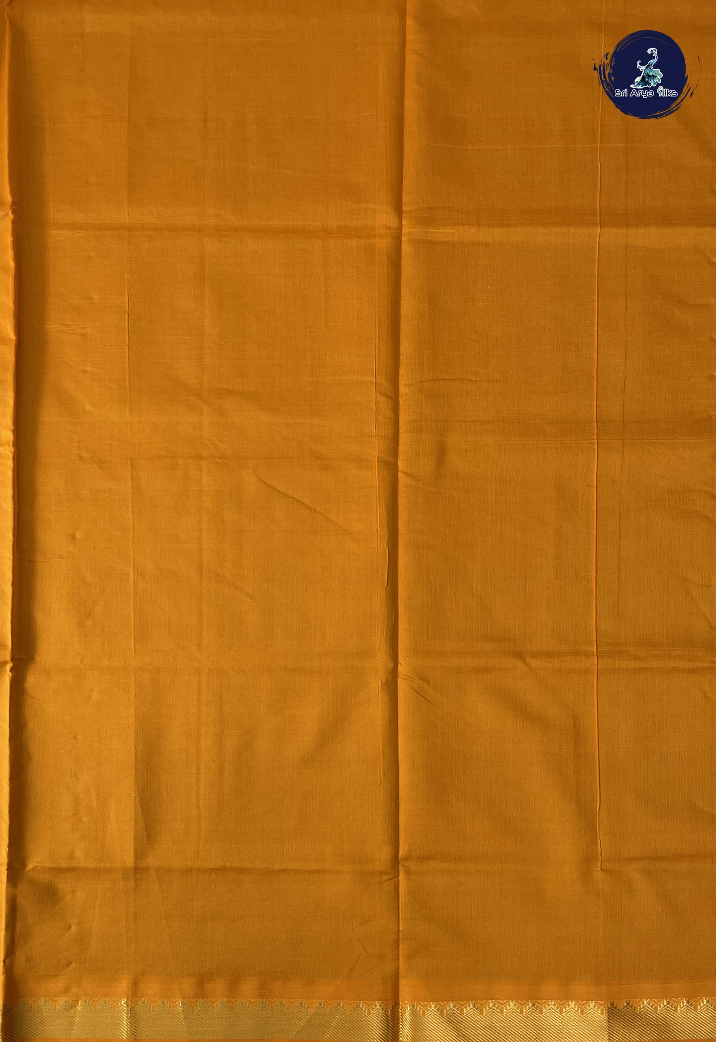 Green Kanchi Semi Silk Cotton Saree With Plain Pattern