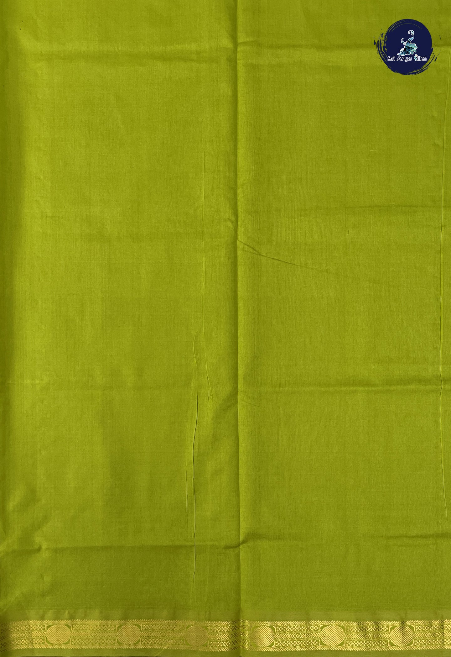 Bottle Green Kanchi Semi Silk Cotton Saree With Plain Pattern