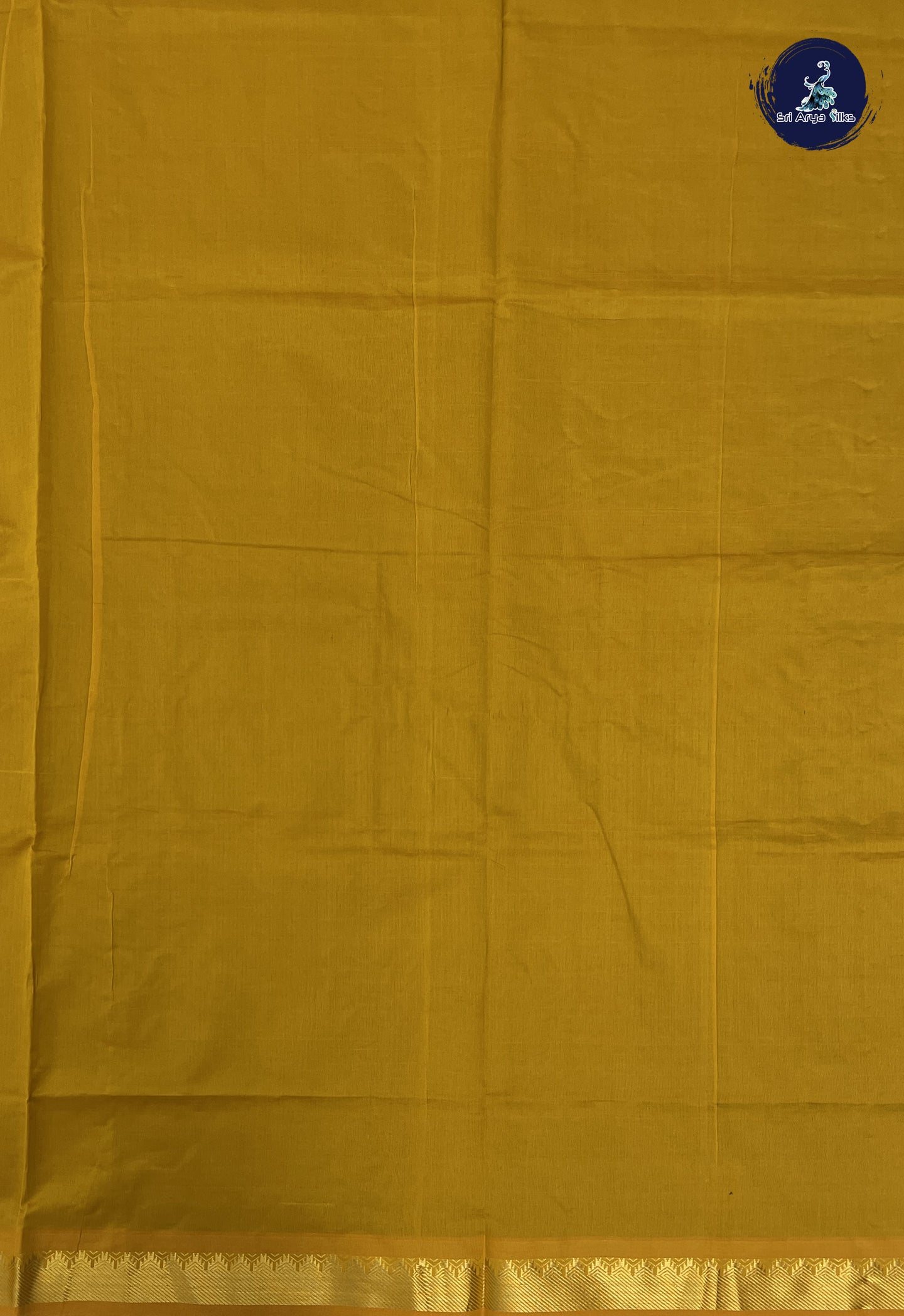 Green Kanchi Semi Silk Cotton Saree With Plain Pattern