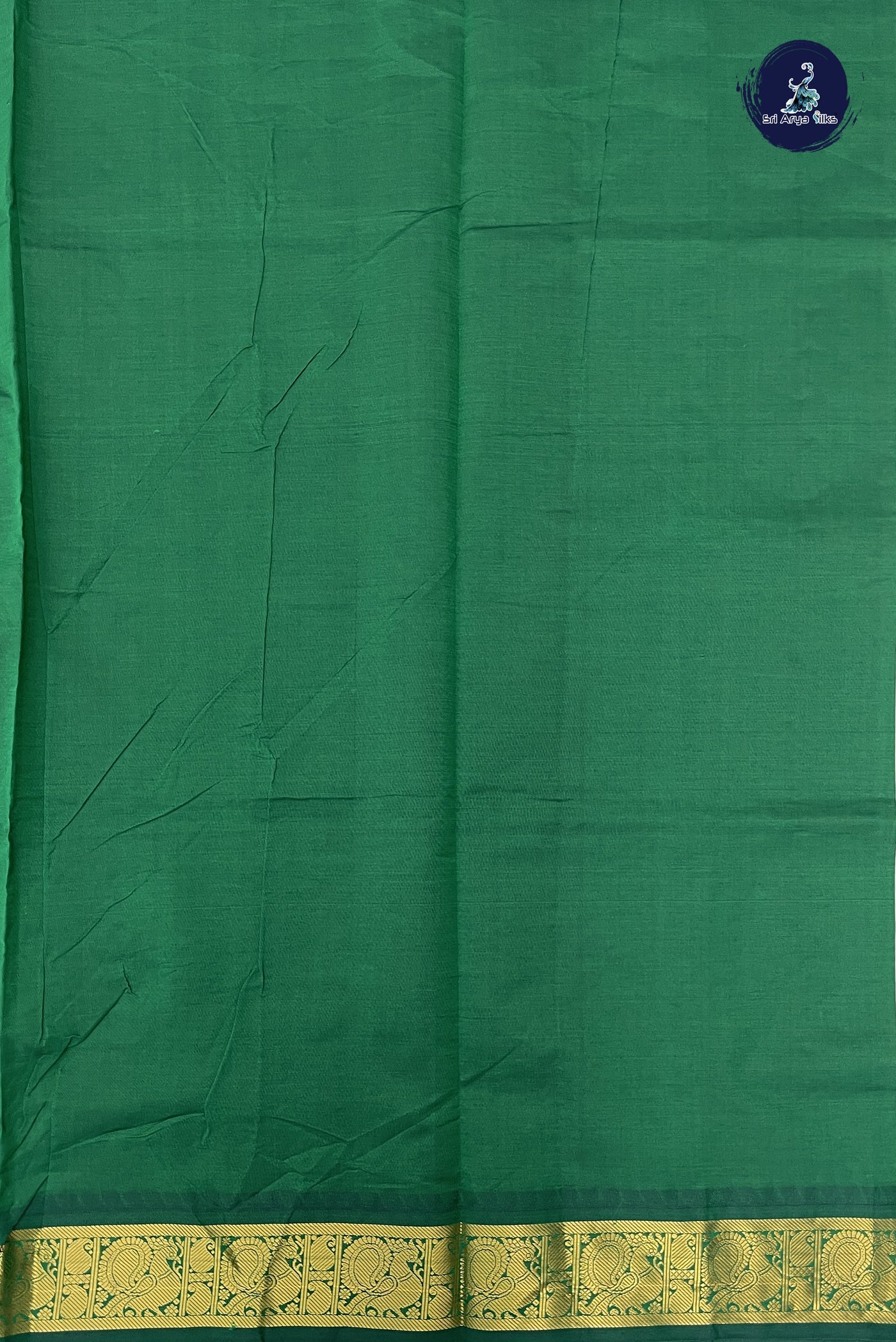 Red Kanchi Semi Silk Cotton Saree With Plain Pattern