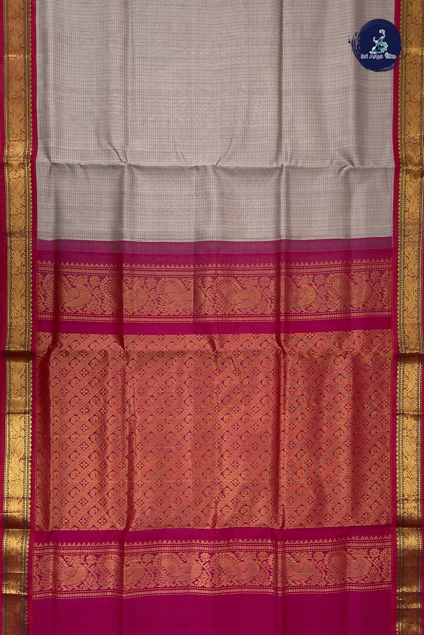 Grey Checked Saree With Checked Pattern