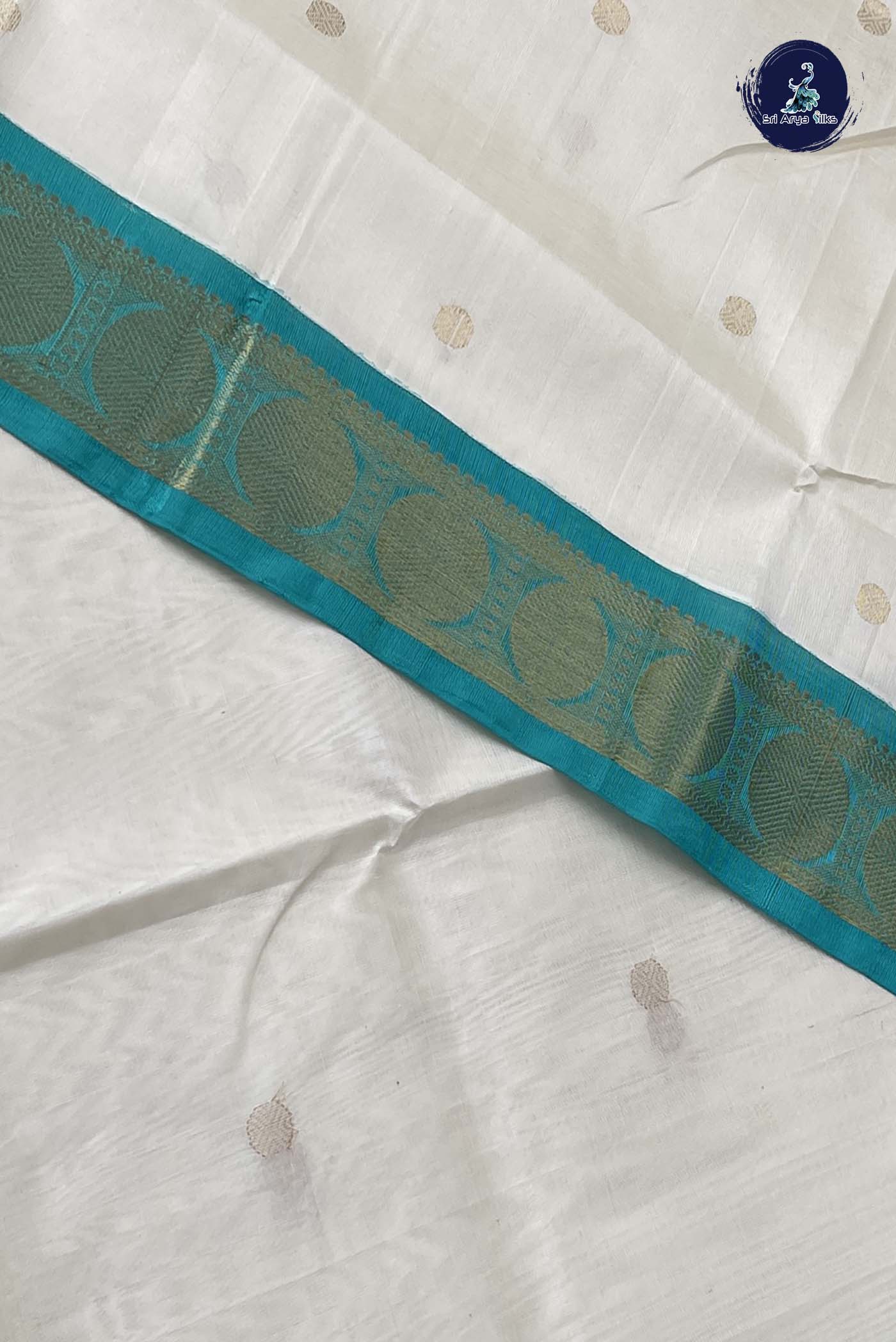 Off White Korvai Silk Cotton Saree With Zari Buttas Pattern