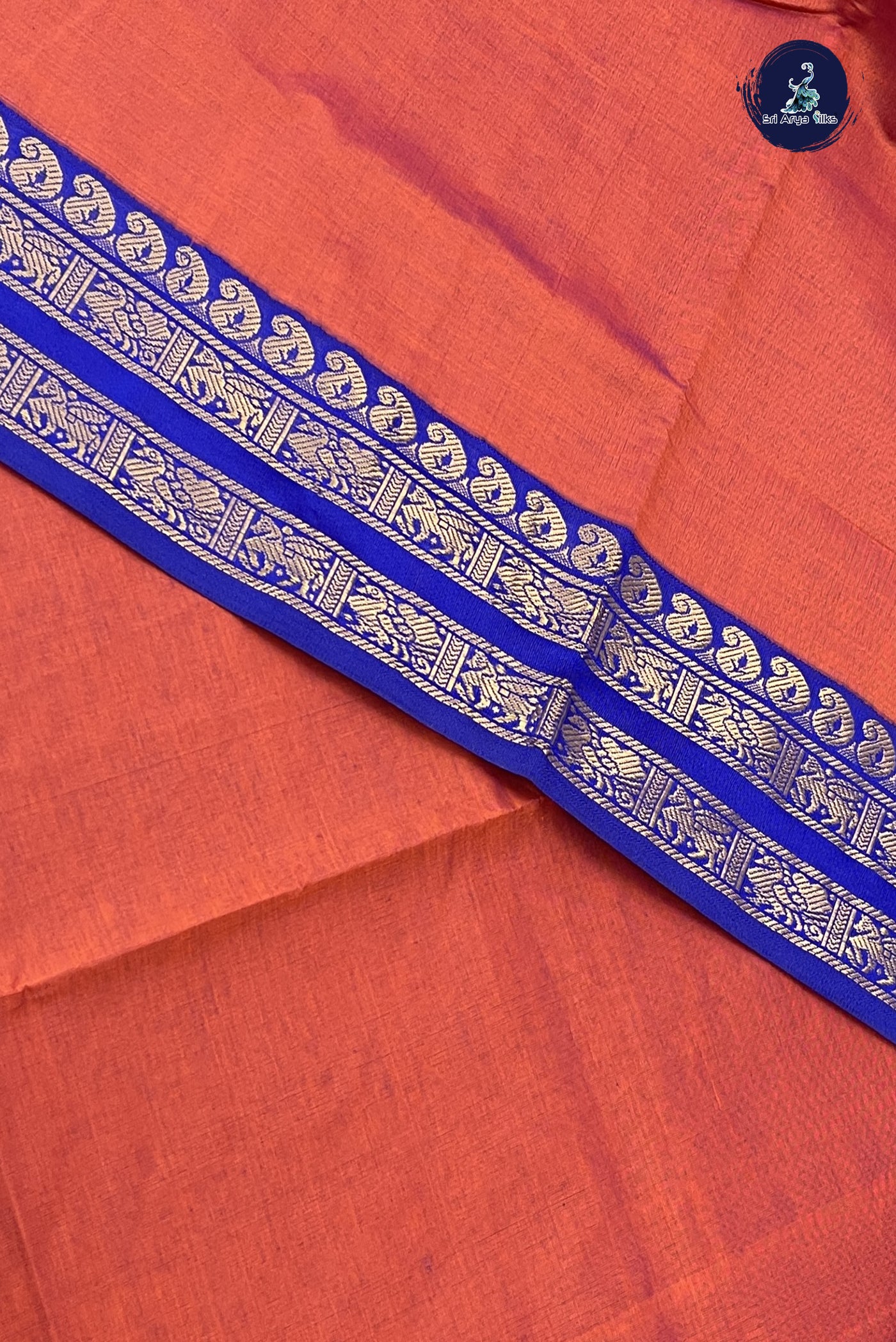 Rust Kanchi Semi Silk Cotton Saree With Plain Pattern