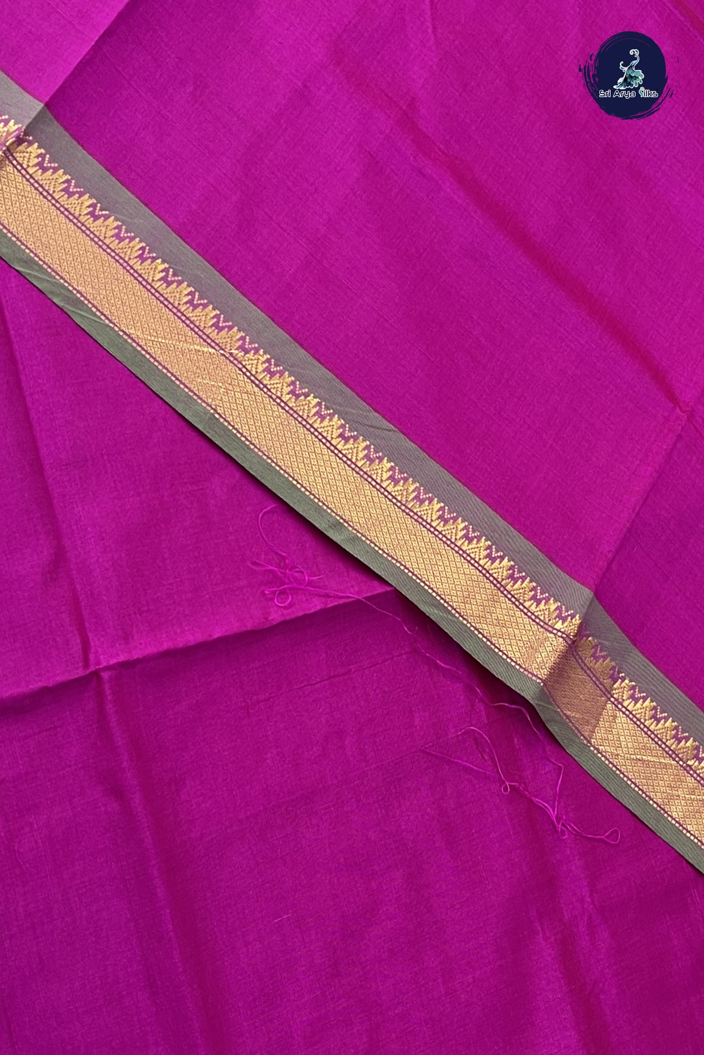 Vadamalli Kanchi Semi Silk Cotton Saree With Plain Pattern